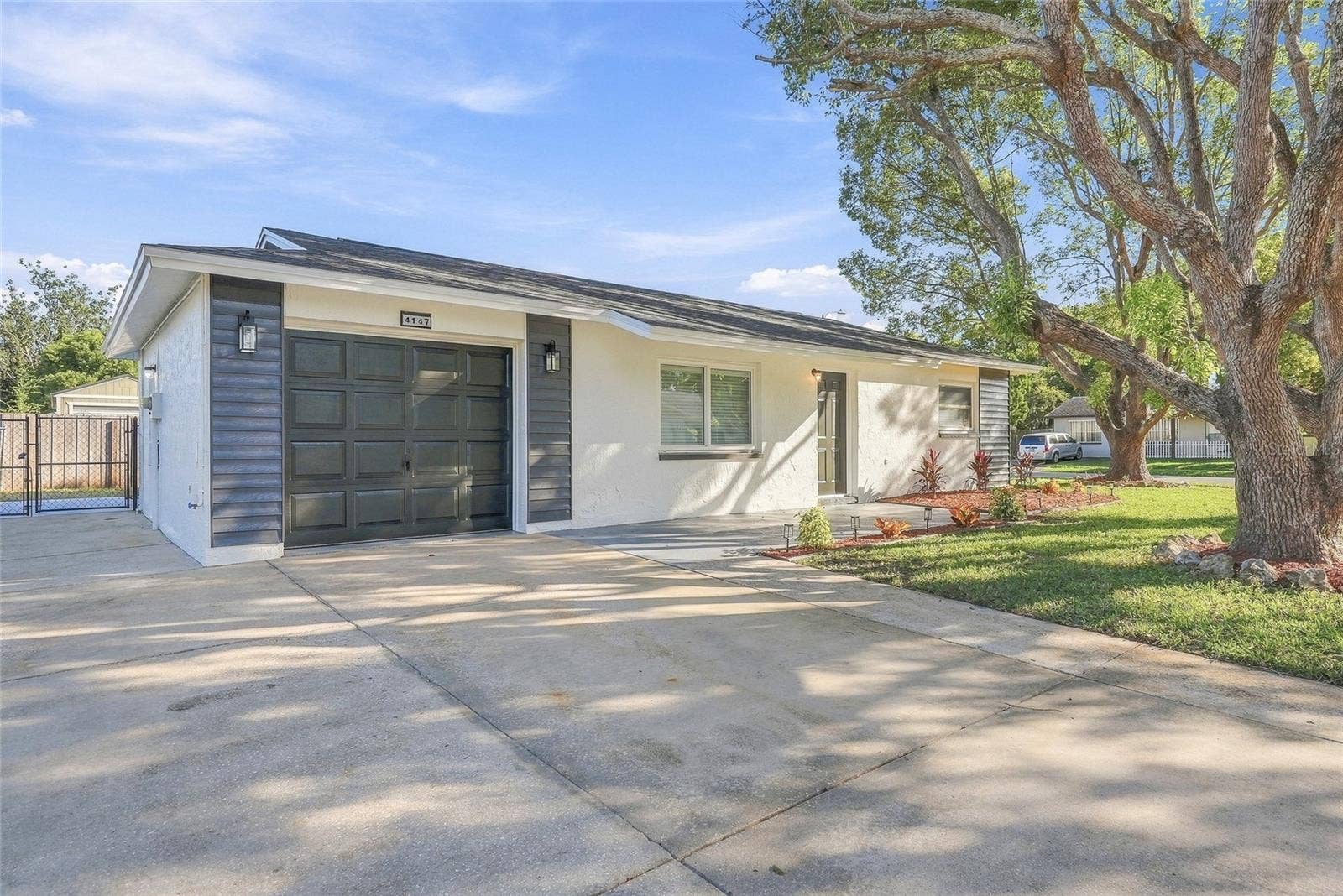 4147 RACCOON LOOP, New Port Richey, FL 34653 4147 RACCOON LOOP, New Port Richey, FL 34653