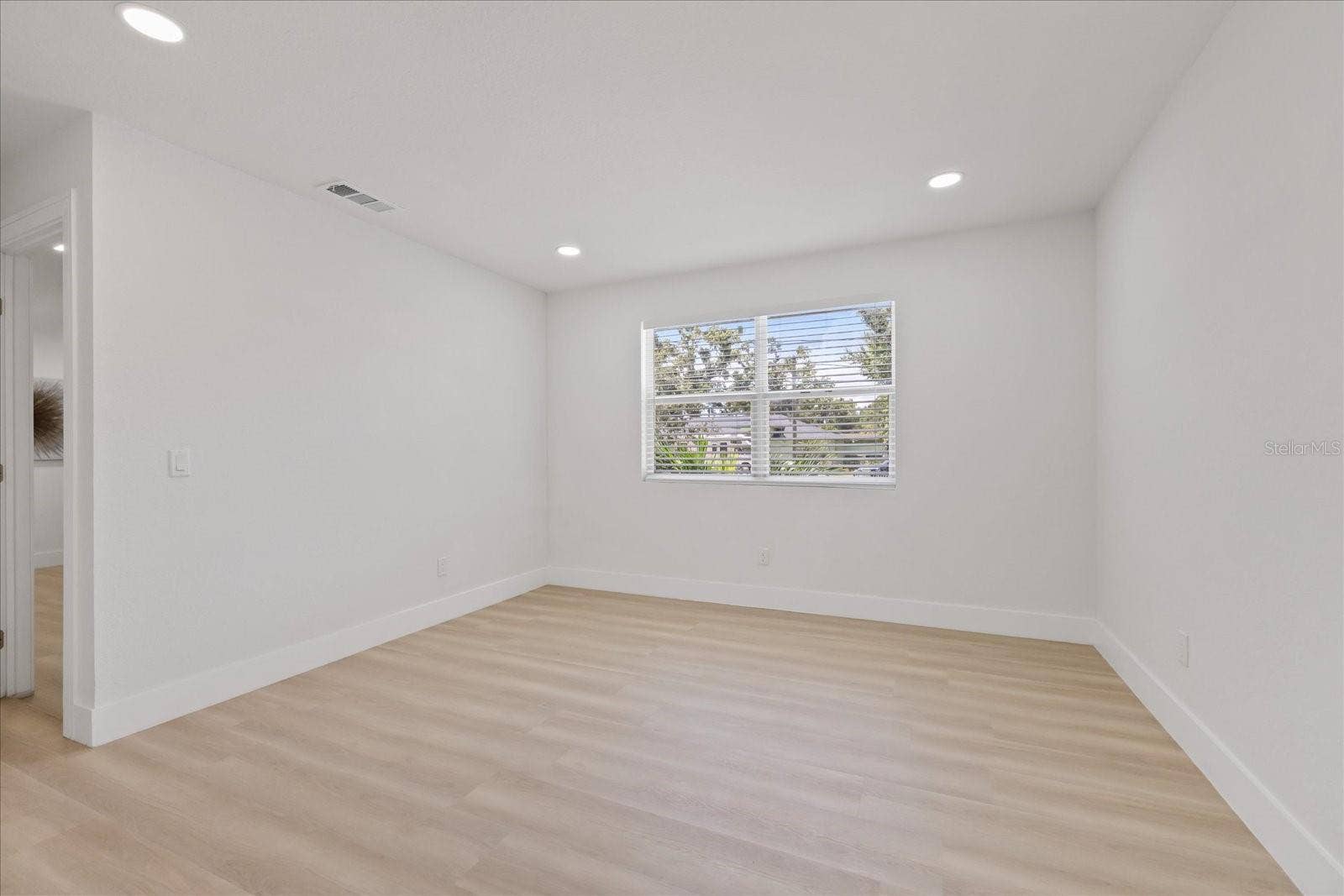 6403 ELLIOT DRIVE, Tampa, FL 33615