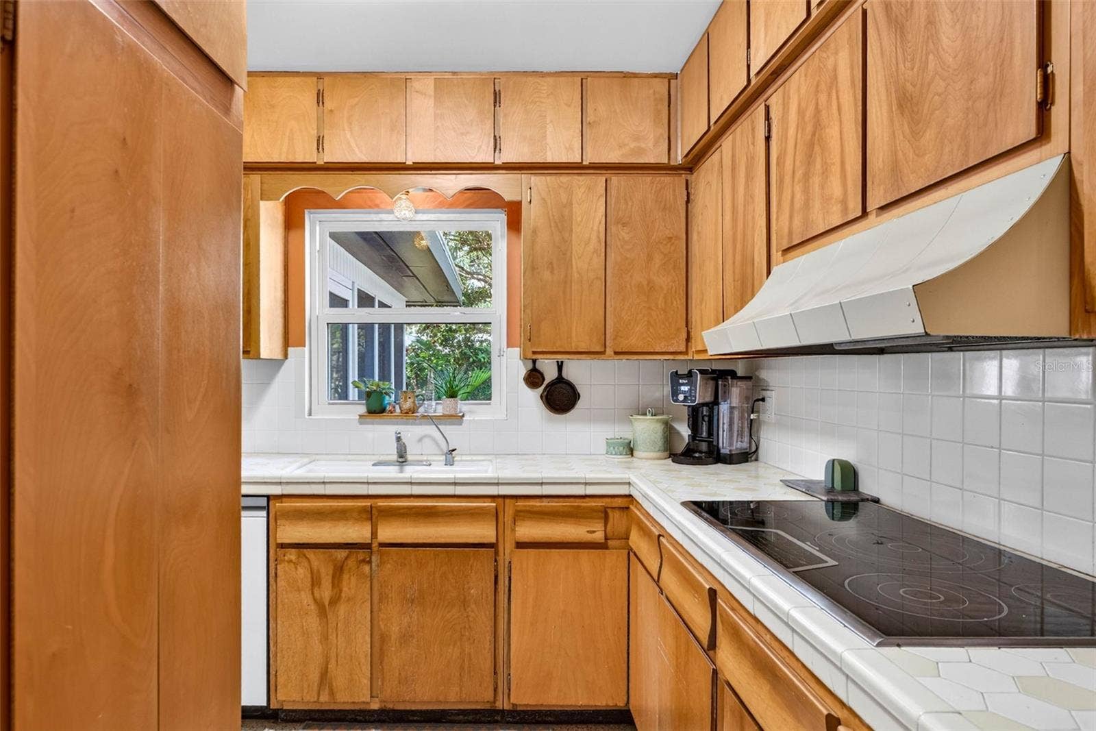 302 PARK RIDGE AVENUE, Temple Terrace, FL 33617 302 PARK RIDGE AVENUE, Temple Terrace, FL 33617