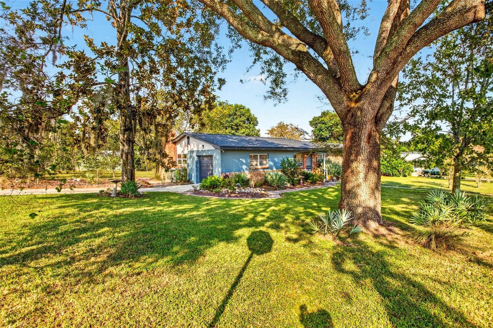 302 PARK RIDGE AVENUE, Temple Terrace, FL 33617 302 PARK RIDGE AVENUE, Temple Terrace, FL 33617