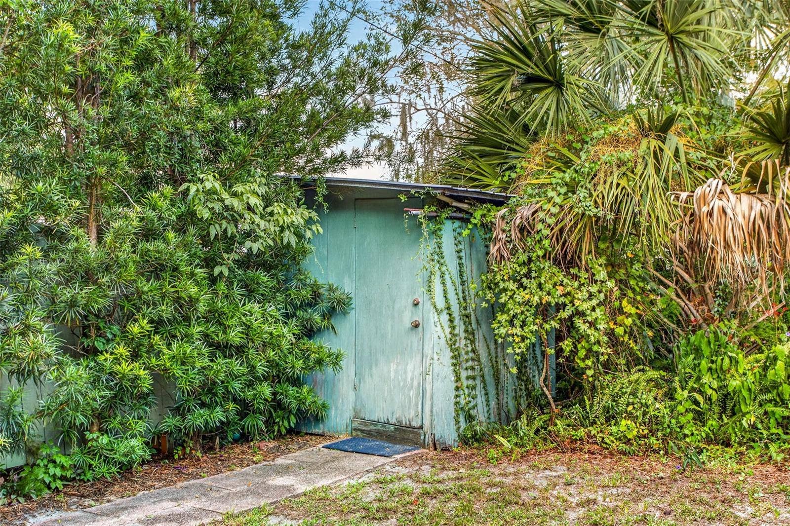 302 PARK RIDGE AVENUE, Temple Terrace, FL 33617 302 PARK RIDGE AVENUE, Temple Terrace, FL 33617