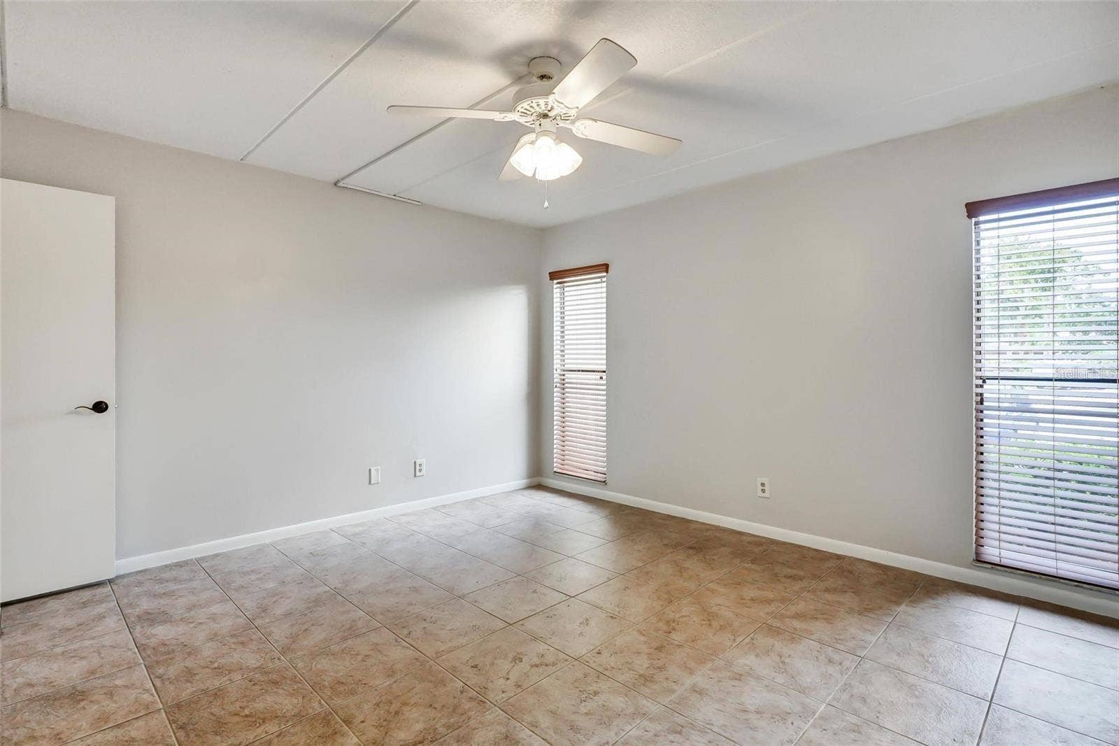 1200 TARPON WOODS BOULEVARD, #P5, Palm Harbor, FL 34685 1200 TARPON WOODS BOULEVARD, #P5, Palm Harbor, FL 34685