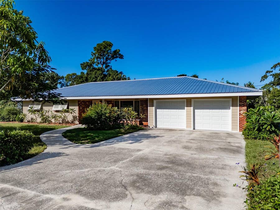 Property photo for 405 2ND STREET SW, Ruskin, FL