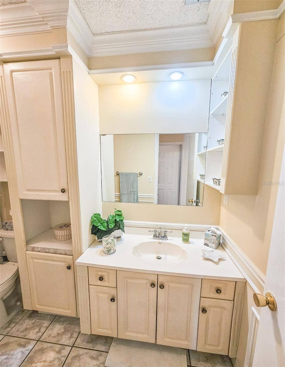 2850 59TH STREET S, #112, Gulfport, FL 33707 Bathroom Area.