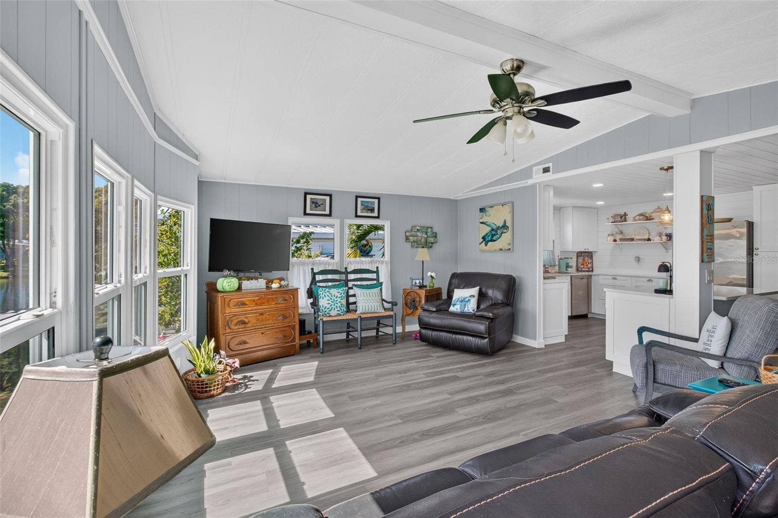 176 CLUBVIEW DRIVE, #3, Safety Harbor, FL 34695 176 CLUBVIEW DRIVE, #3, Safety Harbor, FL 34695