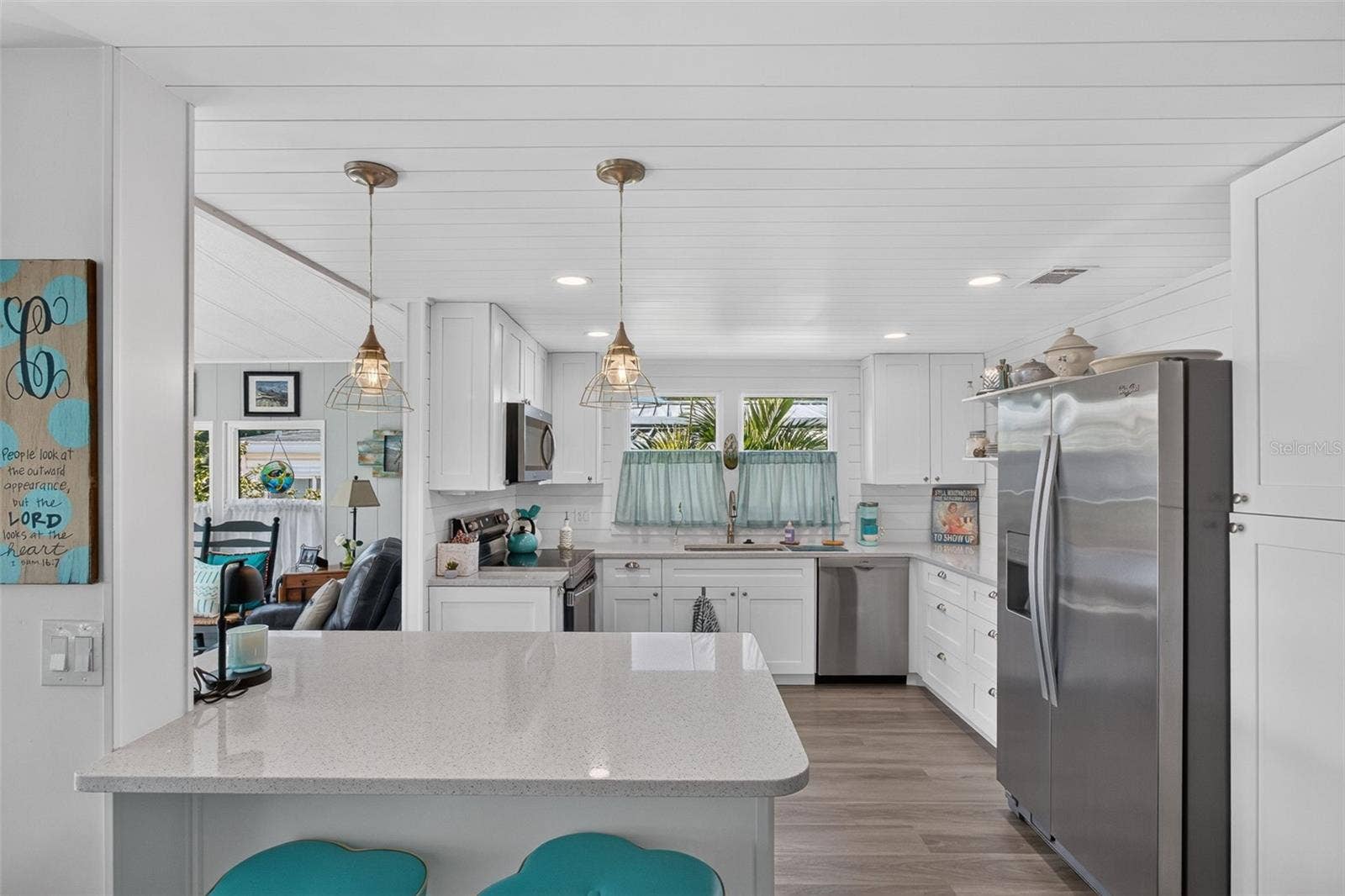 176 CLUBVIEW DRIVE, #3, Safety Harbor, FL 34695 176 CLUBVIEW DRIVE, #3, Safety Harbor, FL 34695
