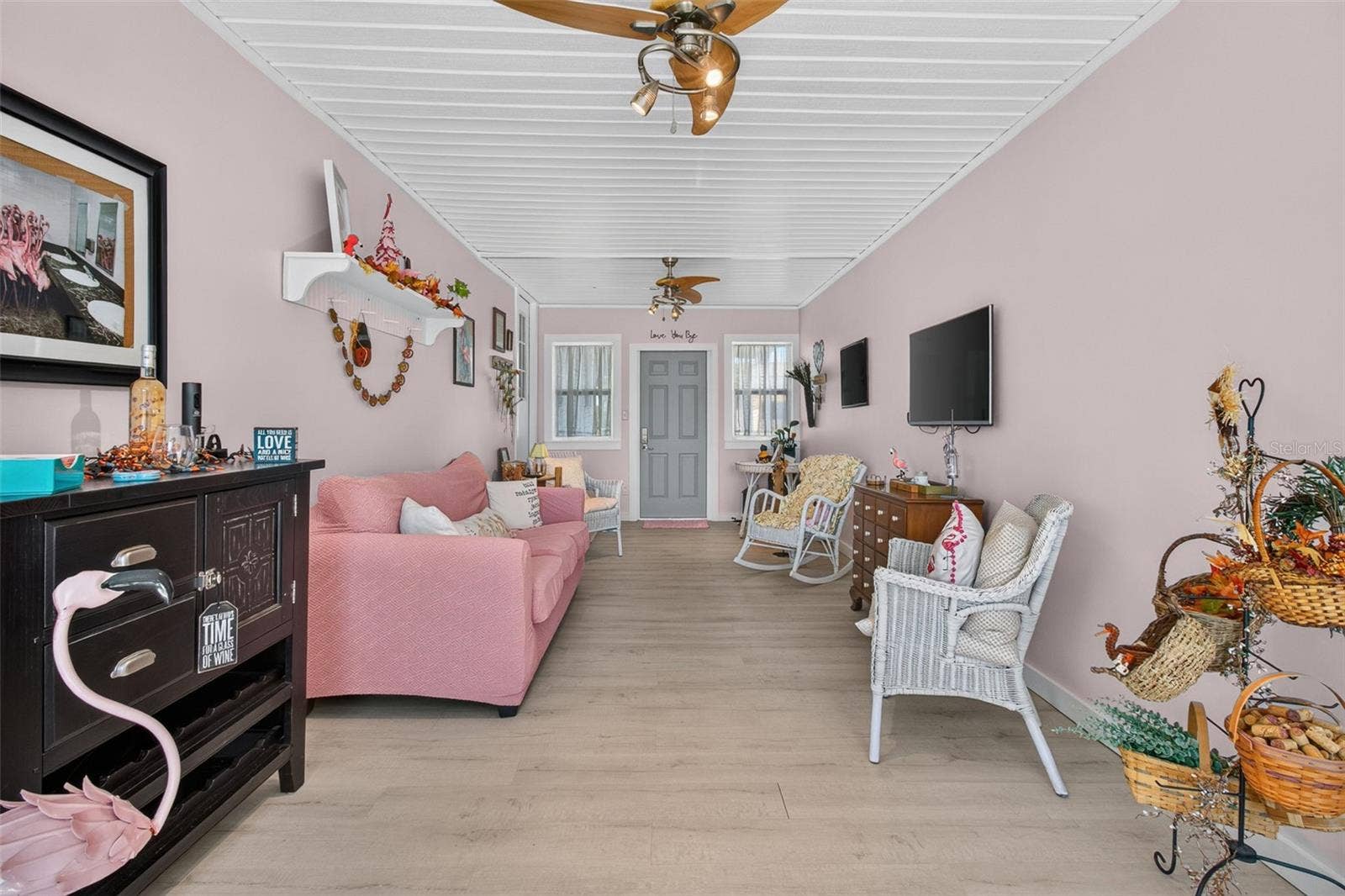176 CLUBVIEW DRIVE, #3, Safety Harbor, FL 34695 176 CLUBVIEW DRIVE, #3, Safety Harbor, FL 34695