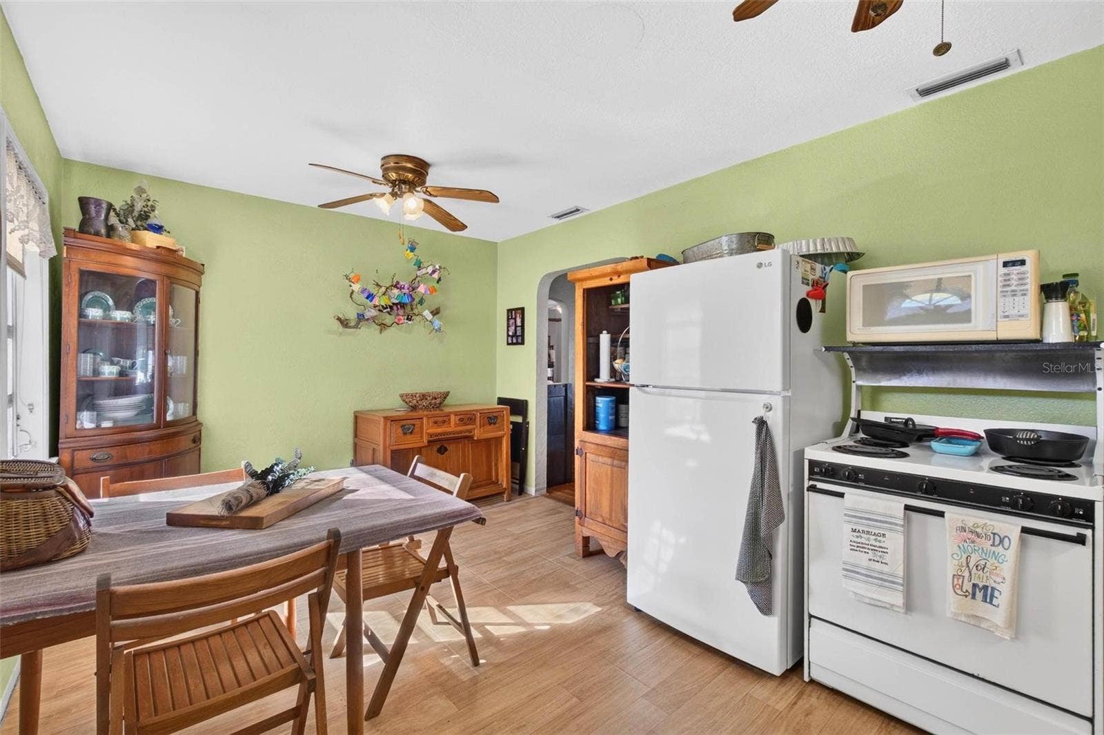 3641 QUEEN STREET N, St Petersburg, FL 33713 3641 QUEEN STREET N, St Petersburg, FL 33713