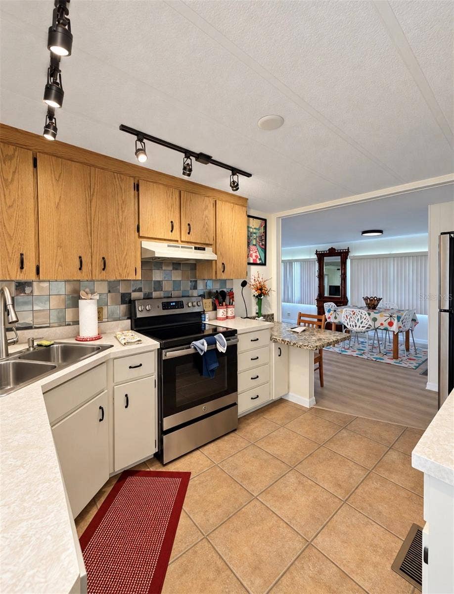 1100 BELCHER ROAD S, #99, Largo, FL 33771 1100 BELCHER ROAD S, #99, Largo, FL 33771