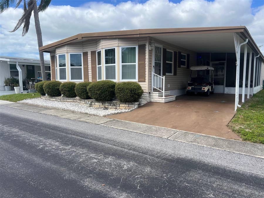 Property photo for 770 ROYAL PALM CIRCLE, Largo, FL