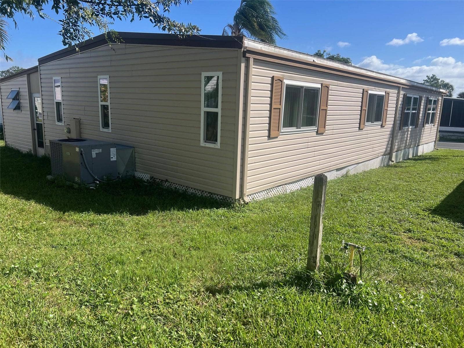770 ROYAL PALM CIRCLE, Largo, FL 33778 770 ROYAL PALM CIRCLE, Largo, FL 33778