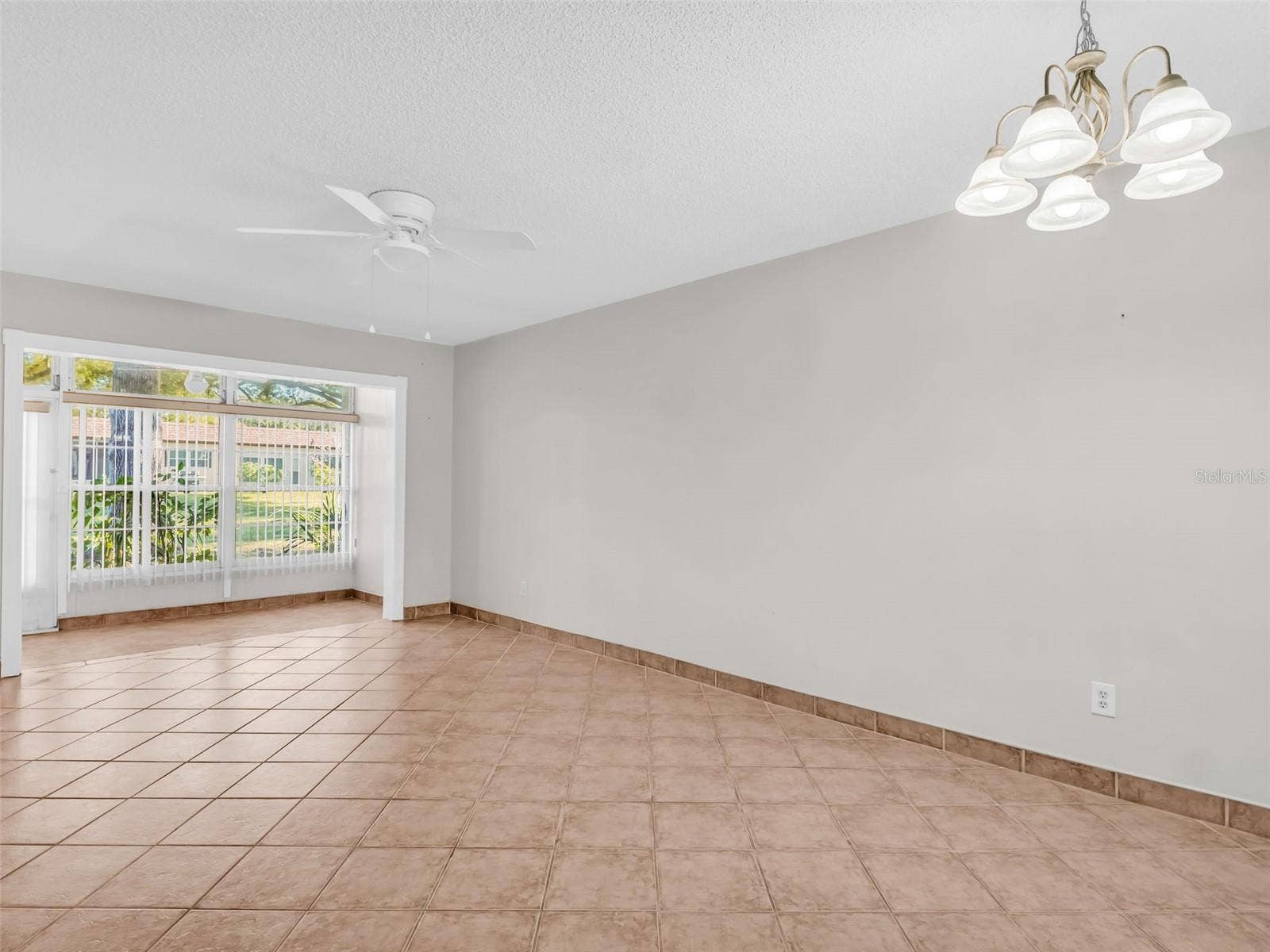 3109 MISSION GROVE DRIVE, #D, Palm Harbor, FL 34684 3109 MISSION GROVE DRIVE, #D, Palm Harbor, FL 34684