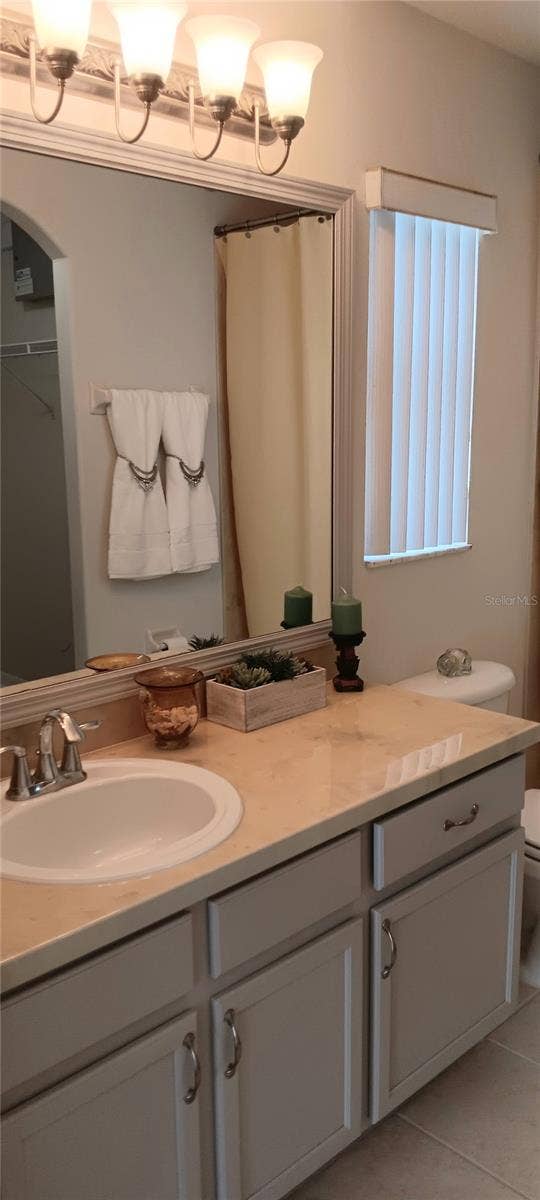 6940 EXETER PARK PLACE, Apollo Beach, FL 33572 6940 EXETER PARK PLACE, Apollo Beach, FL 33572
