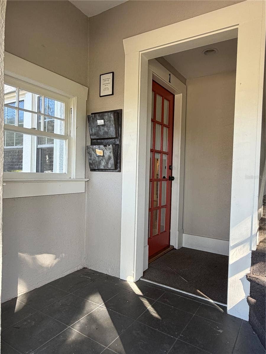 3205 W SAN CARLOS STREET, #1, Tampa, FL 33629 Entrance