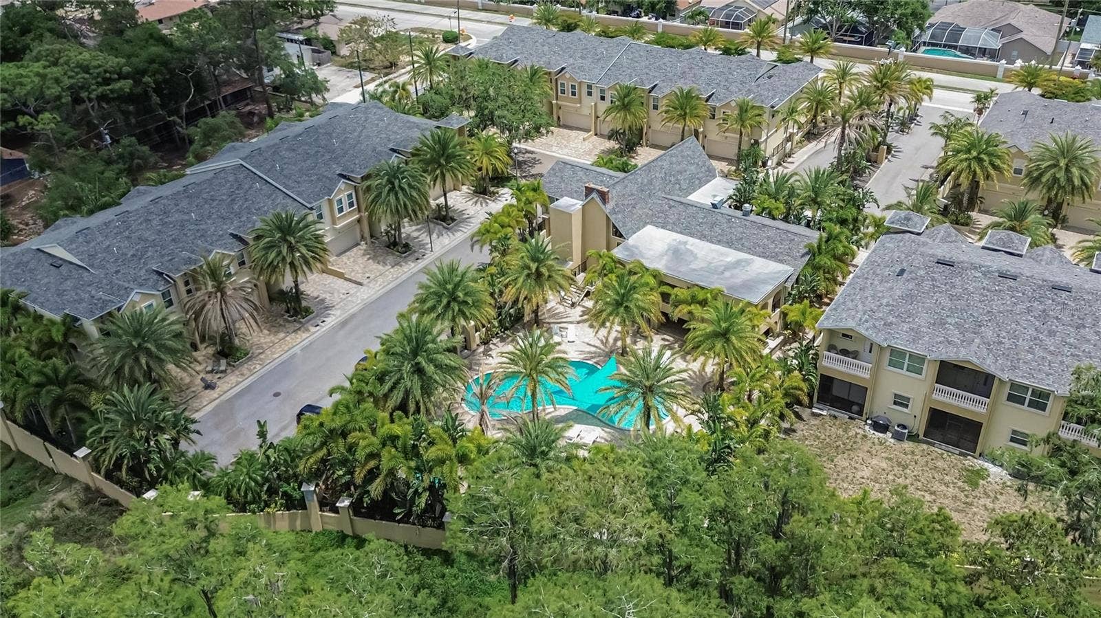 750 GRAND CYPRESS LANE, Tarpon Springs, FL 34689