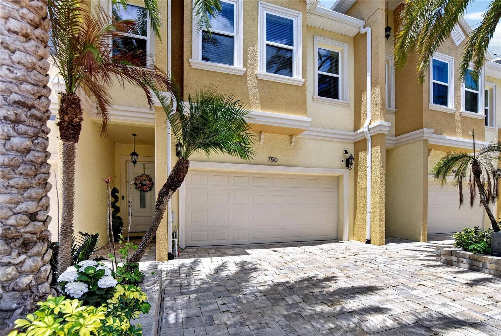 750 GRAND CYPRESS LANE, Tarpon Springs, FL 34689
