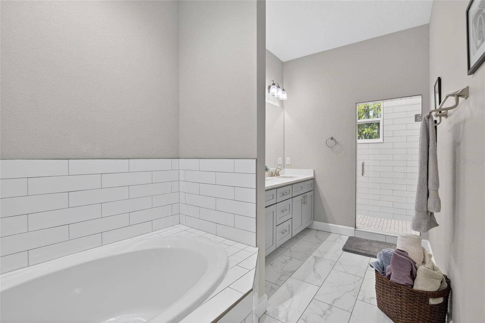 750 GRAND CYPRESS LANE, Tarpon Springs, FL 34689