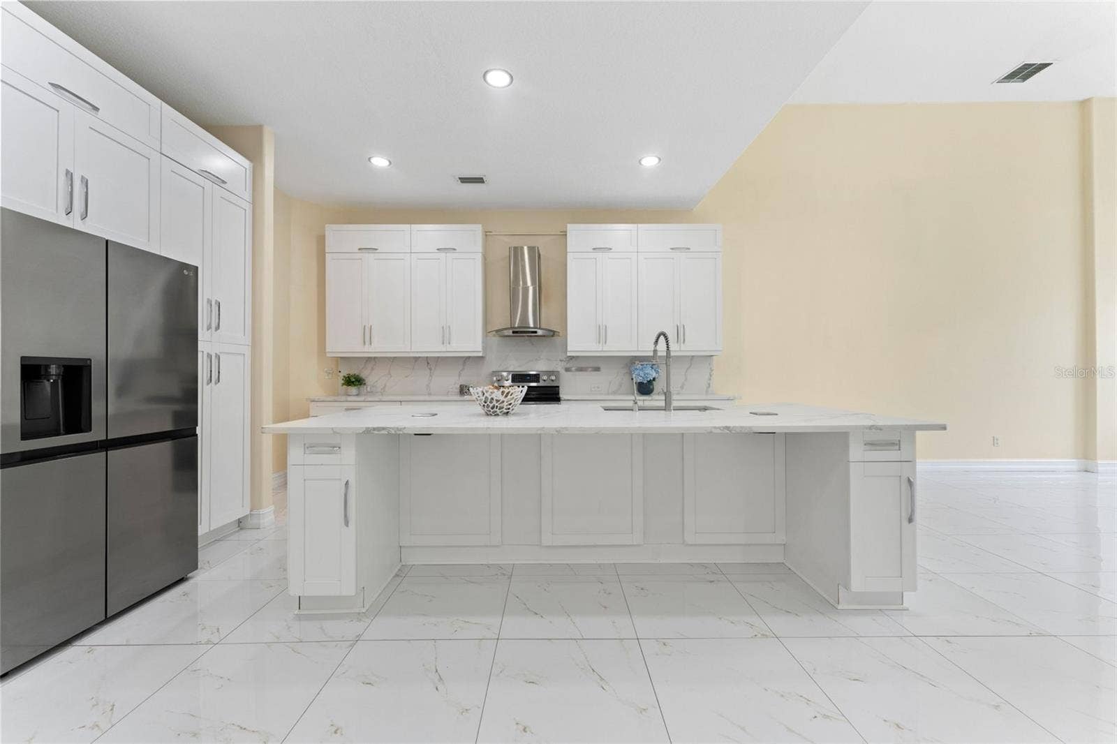 10310 CARROLL COVE PLACE, Tampa, FL 33612