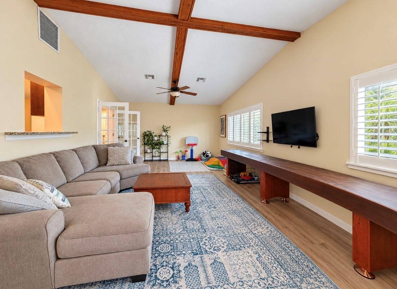 1231 ROSEWOOD STREET, Largo, FL 33770 family/game room