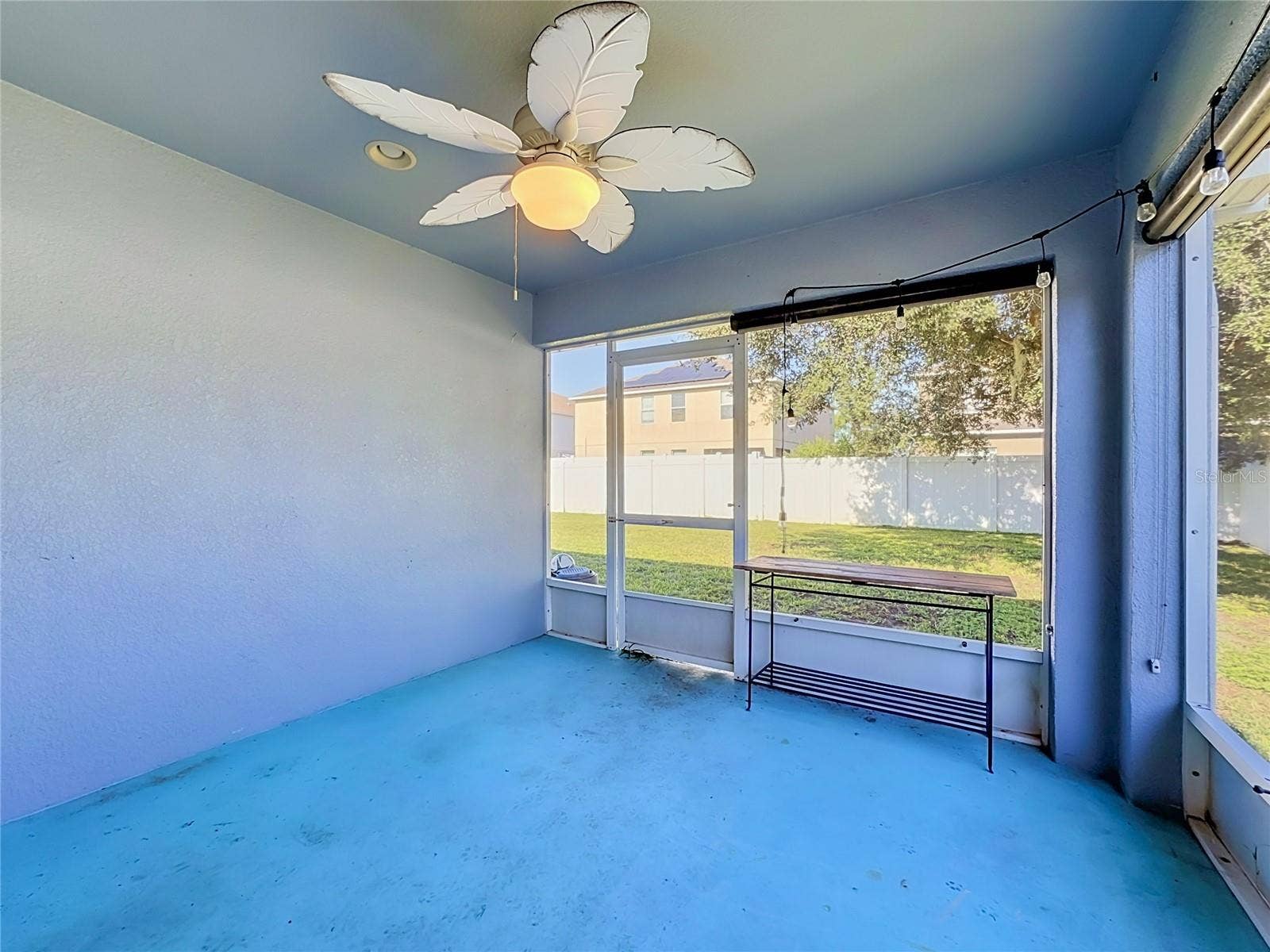 10852 STANDING STONE DRIVE, Wimauma, FL 33598 Enclosed Lanai