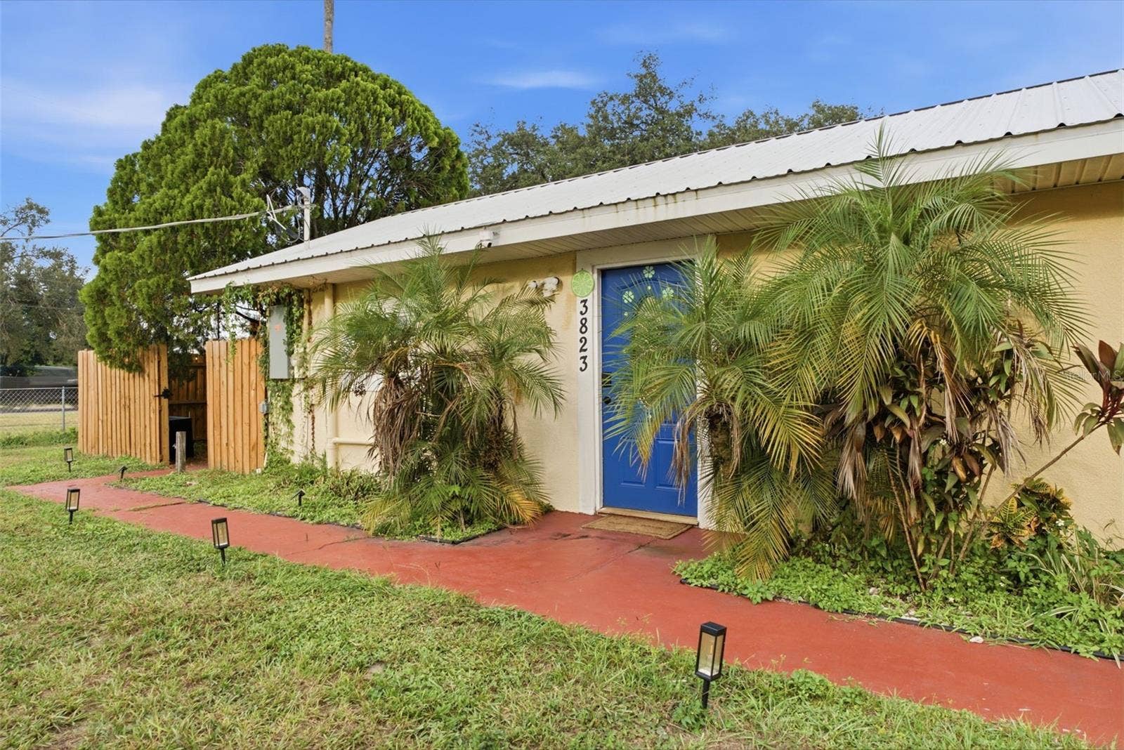 3823 N 56TH STREET, Tampa, FL 33619 3823 N 56TH STREET, Tampa, FL 33619