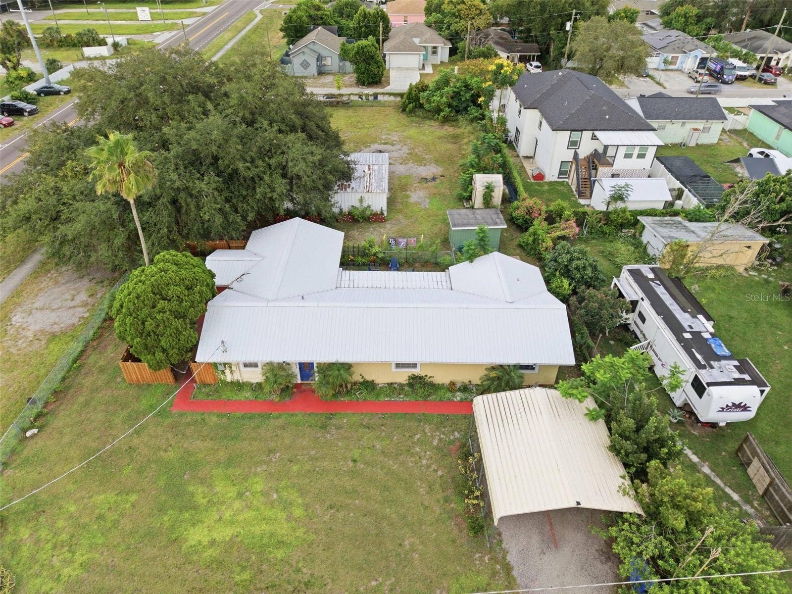 3823 N 56TH STREET, Tampa, FL 33619 3823 N 56TH STREET, Tampa, FL 33619