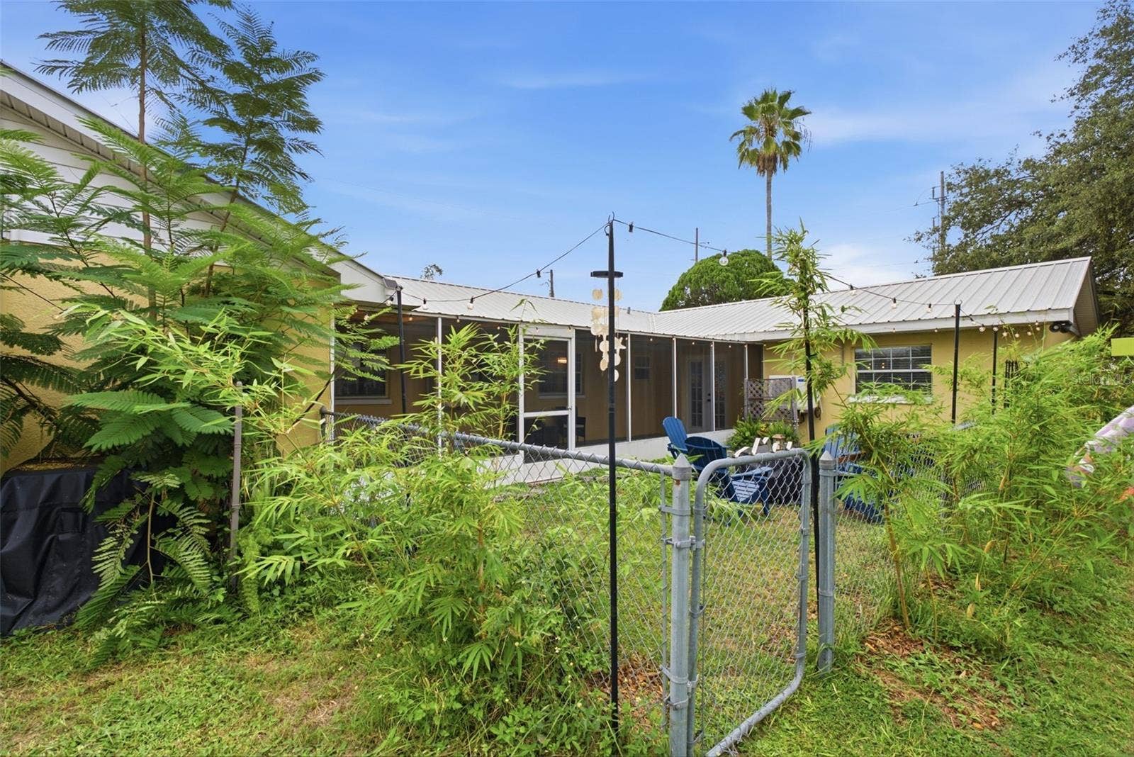 3823 N 56TH STREET, Tampa, FL 33619 3823 N 56TH STREET, Tampa, FL 33619