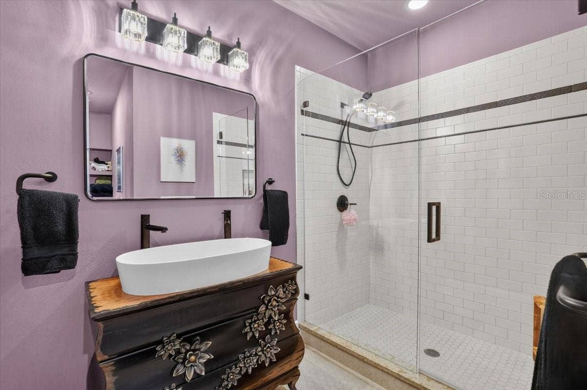 2890 8TH AVENUE N, St Petersburg, FL 33713 2890 8TH AVENUE N, St Petersburg, FL 33713