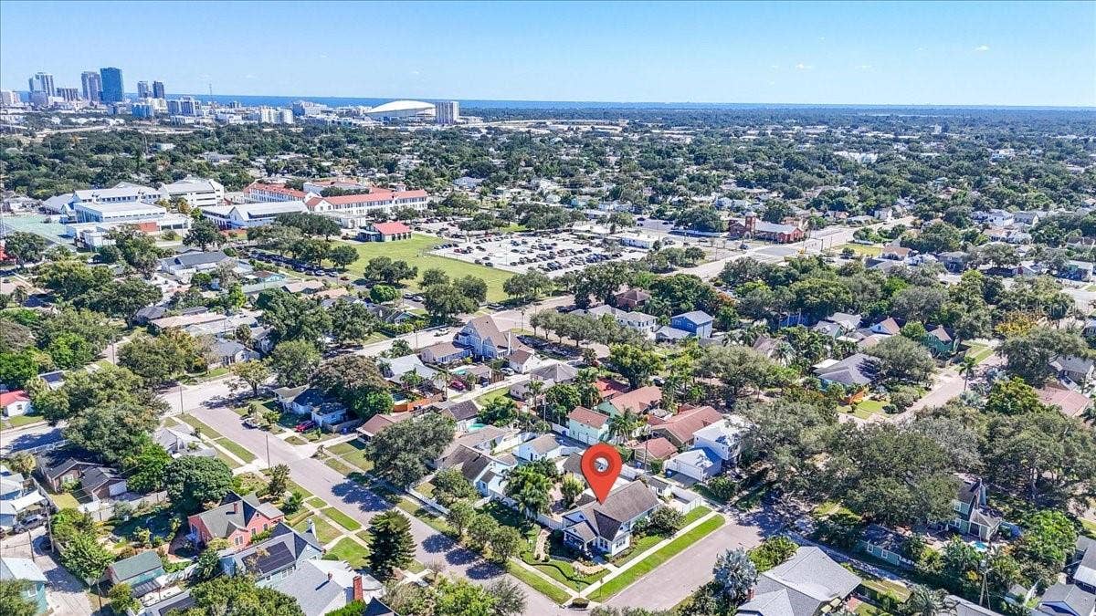 2890 8TH AVENUE N, St Petersburg, FL 33713 2890 8TH AVENUE N, St Petersburg, FL 33713