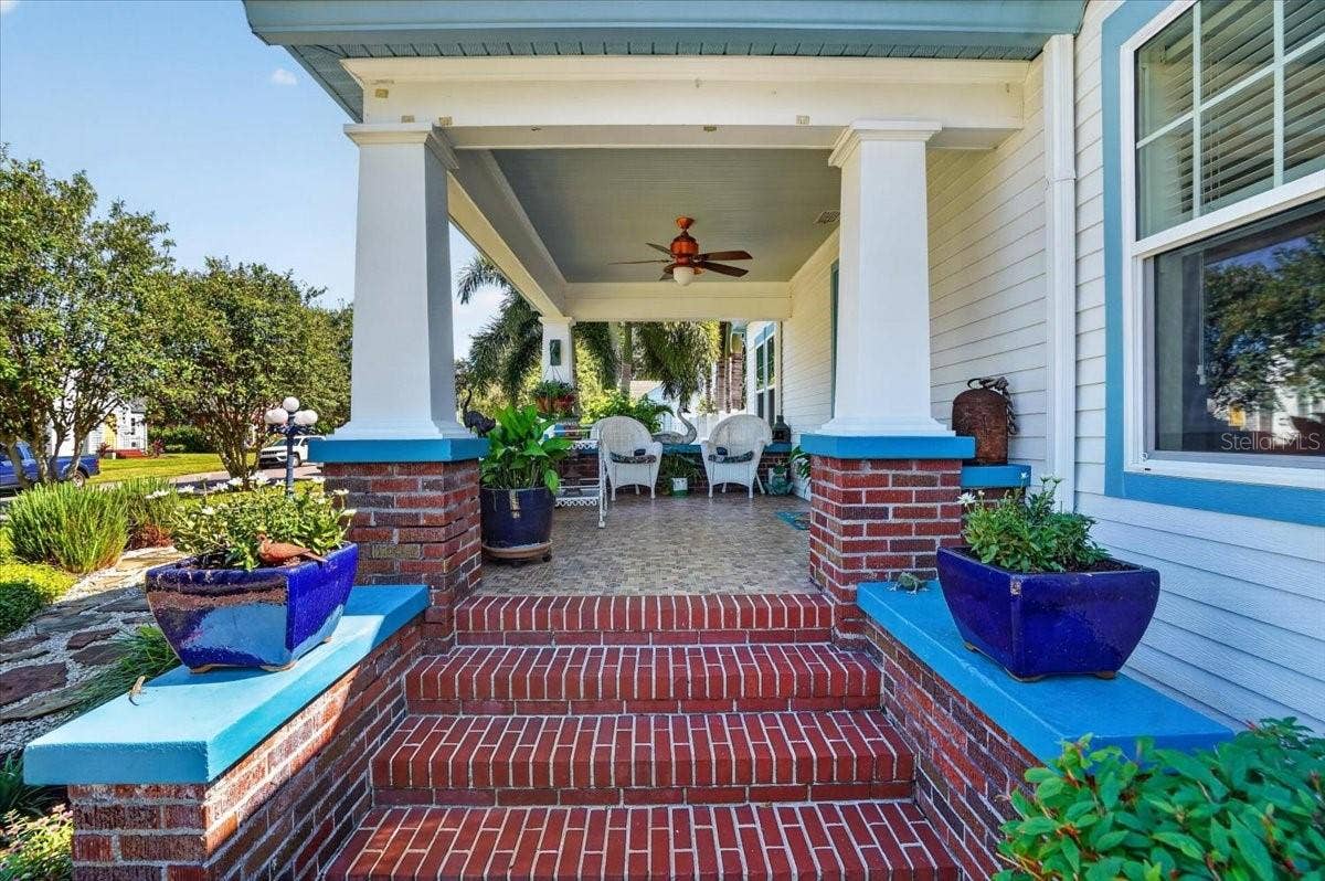 2890 8TH AVENUE N, St Petersburg, FL 33713 2890 8TH AVENUE N, St Petersburg, FL 33713