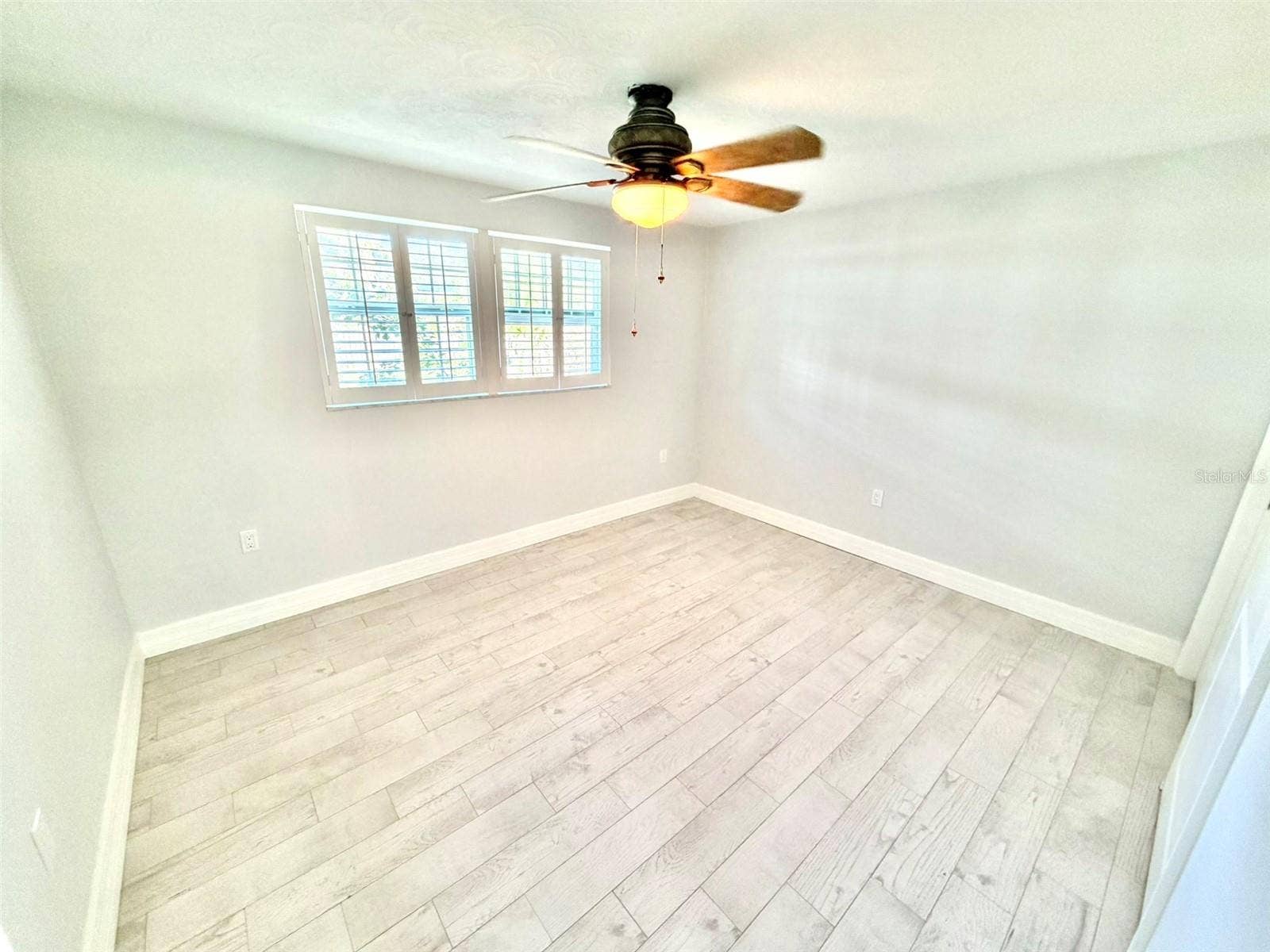 336 SHADDOCK STREET, Tarpon Springs, FL 34689 Third Bedroom overlooks the Back Yard
