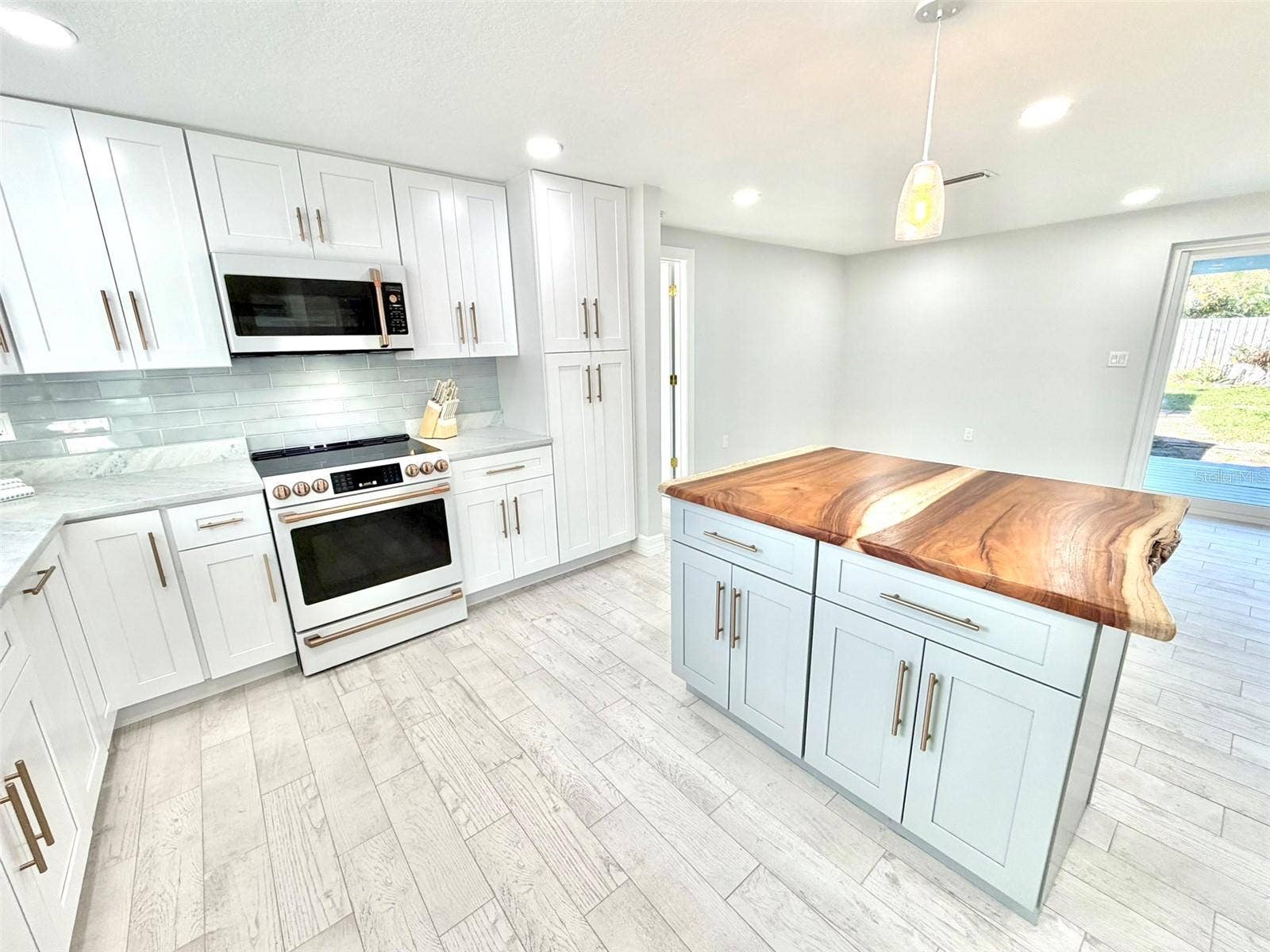 336 SHADDOCK STREET, Tarpon Springs, FL 34689 336 SHADDOCK STREET, Tarpon Springs, FL 34689