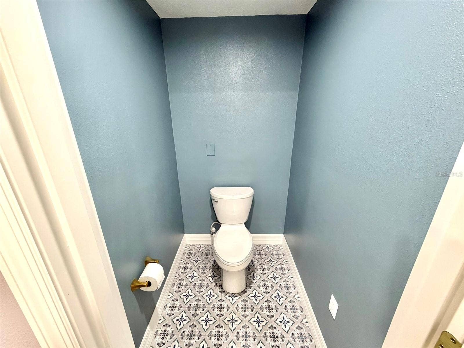 336 SHADDOCK STREET, Tarpon Springs, FL 34689 Water Closet in Primary Bath