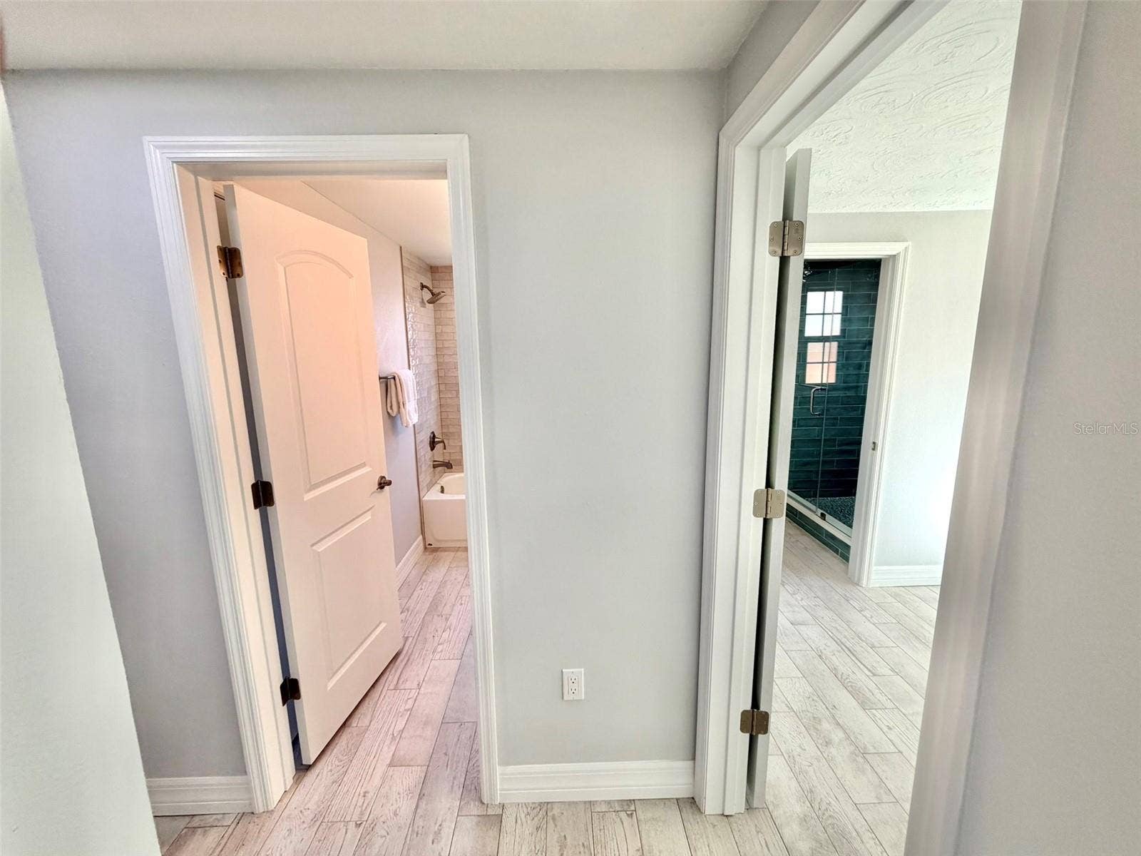 336 SHADDOCK STREET, Tarpon Springs, FL 34689 Hall Bath