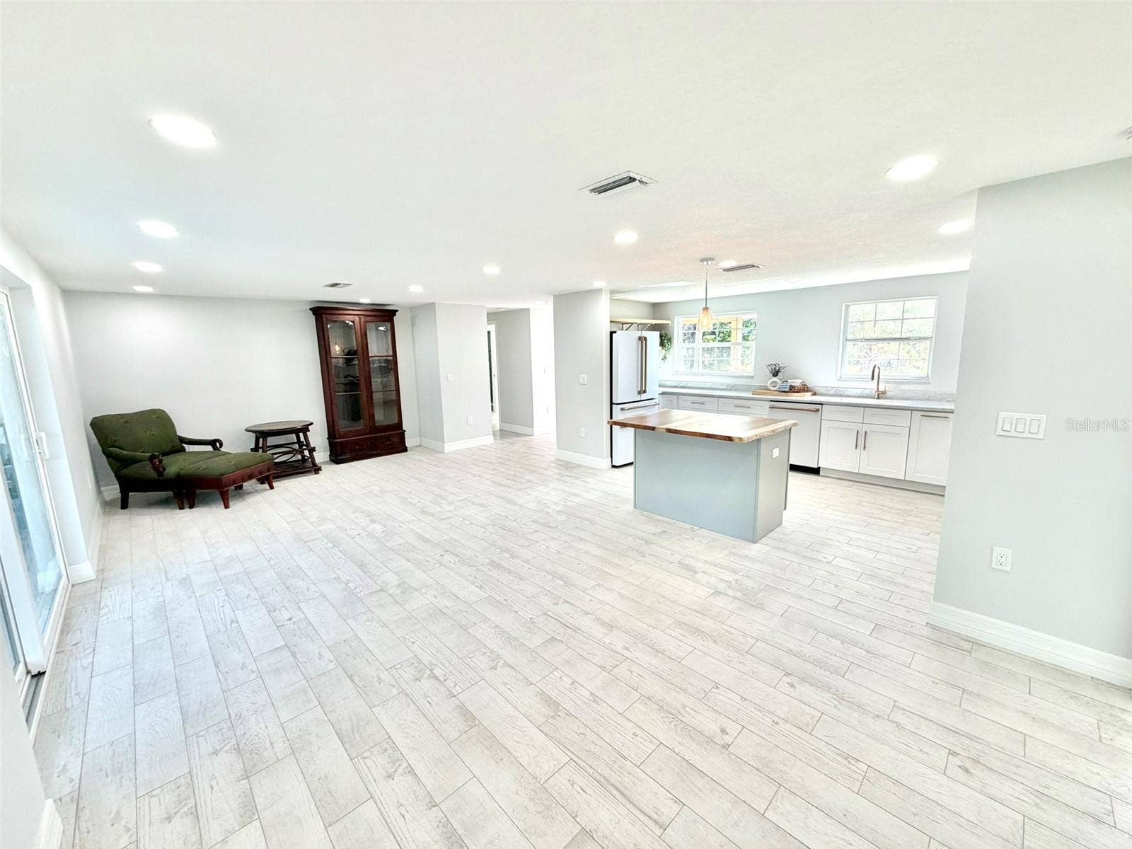 336 SHADDOCK STREET, Tarpon Springs, FL 34689 336 SHADDOCK STREET, Tarpon Springs, FL 34689