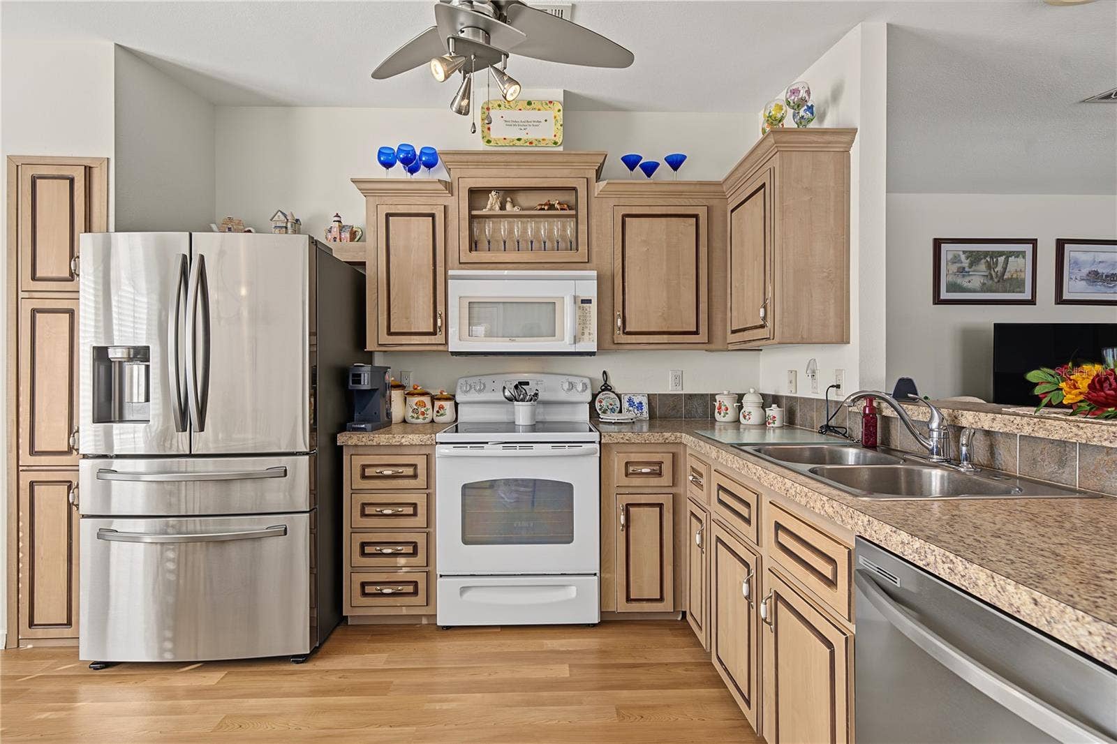 37633 COREY LEWIS AVENUE, Zephyrhills, FL 33541 37633 COREY LEWIS AVENUE, Zephyrhills, FL 33541
