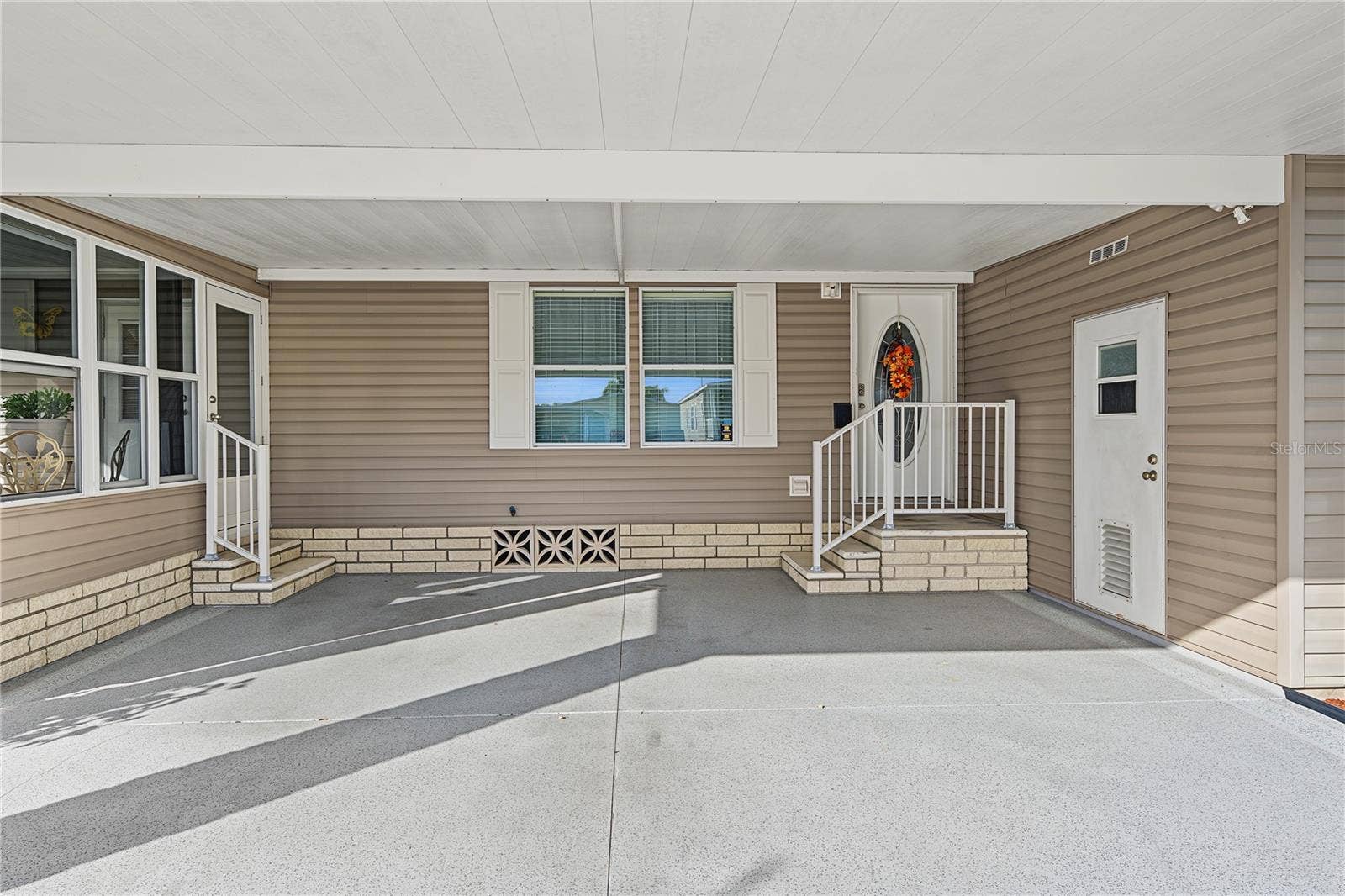 37633 COREY LEWIS AVENUE, Zephyrhills, FL 33541 37633 COREY LEWIS AVENUE, Zephyrhills, FL 33541