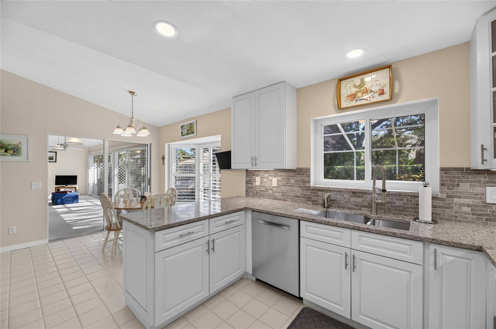 5713 GARDEN LAKES MAJESTIC, Bradenton, FL 34203 5713 GARDEN LAKES MAJESTIC, Bradenton, FL 34203