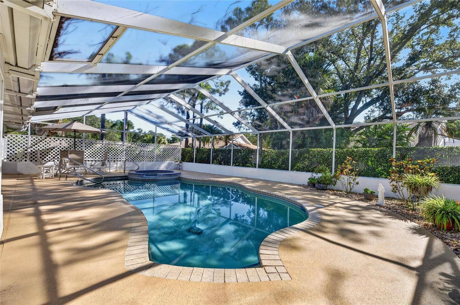 5713 GARDEN LAKES MAJESTIC, Bradenton, FL 34203 5713 GARDEN LAKES MAJESTIC, Bradenton, FL 34203