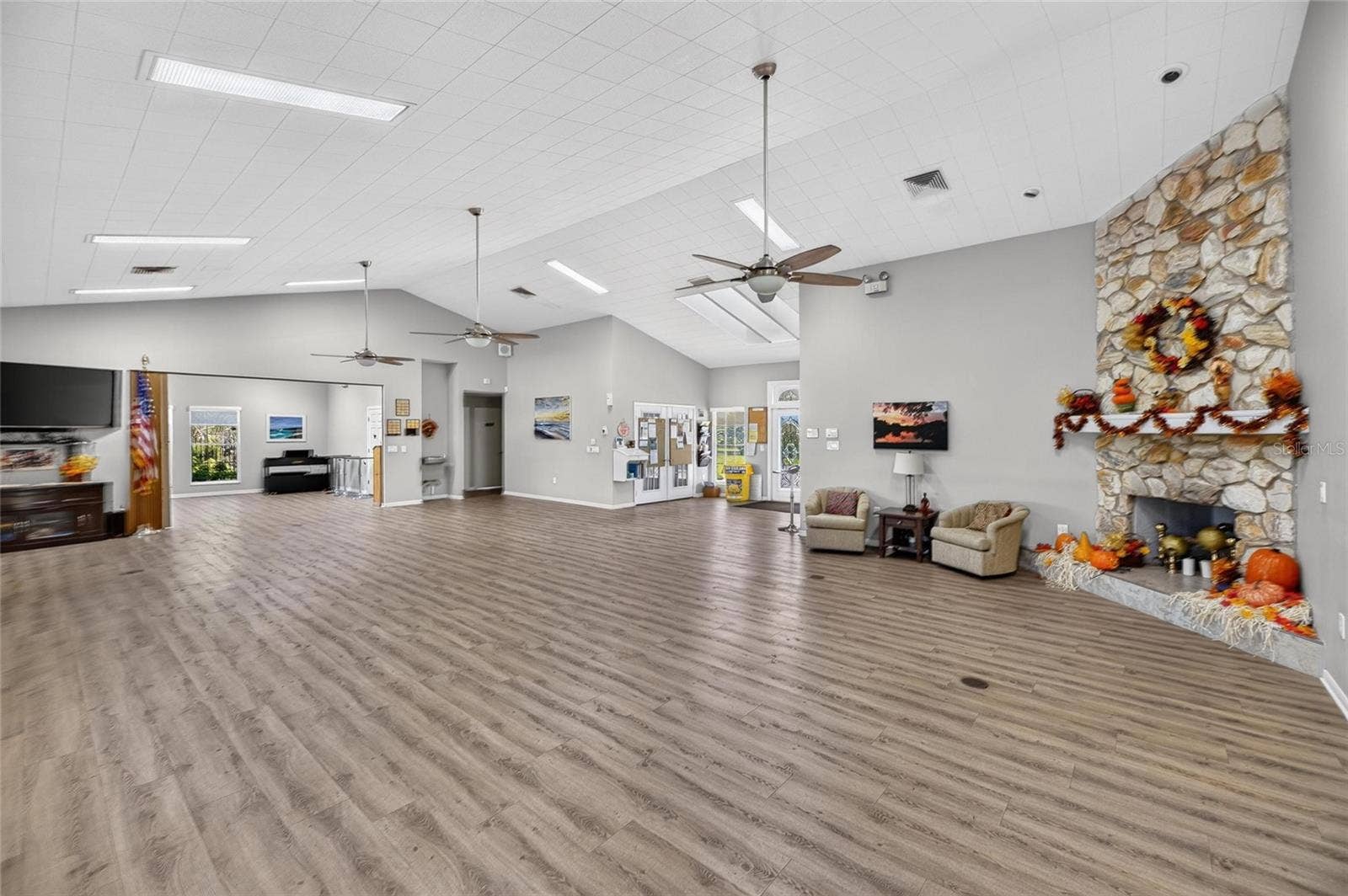 5713 GARDEN LAKES MAJESTIC, Bradenton, FL 34203 5713 GARDEN LAKES MAJESTIC, Bradenton, FL 34203