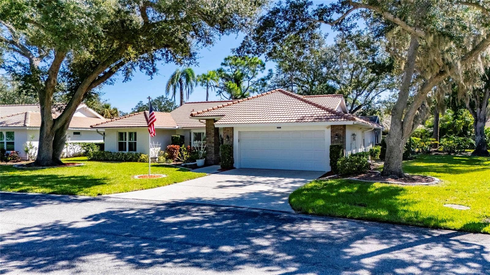 5713 GARDEN LAKES MAJESTIC, Bradenton, FL 34203 5713 GARDEN LAKES MAJESTIC, Bradenton, FL 34203