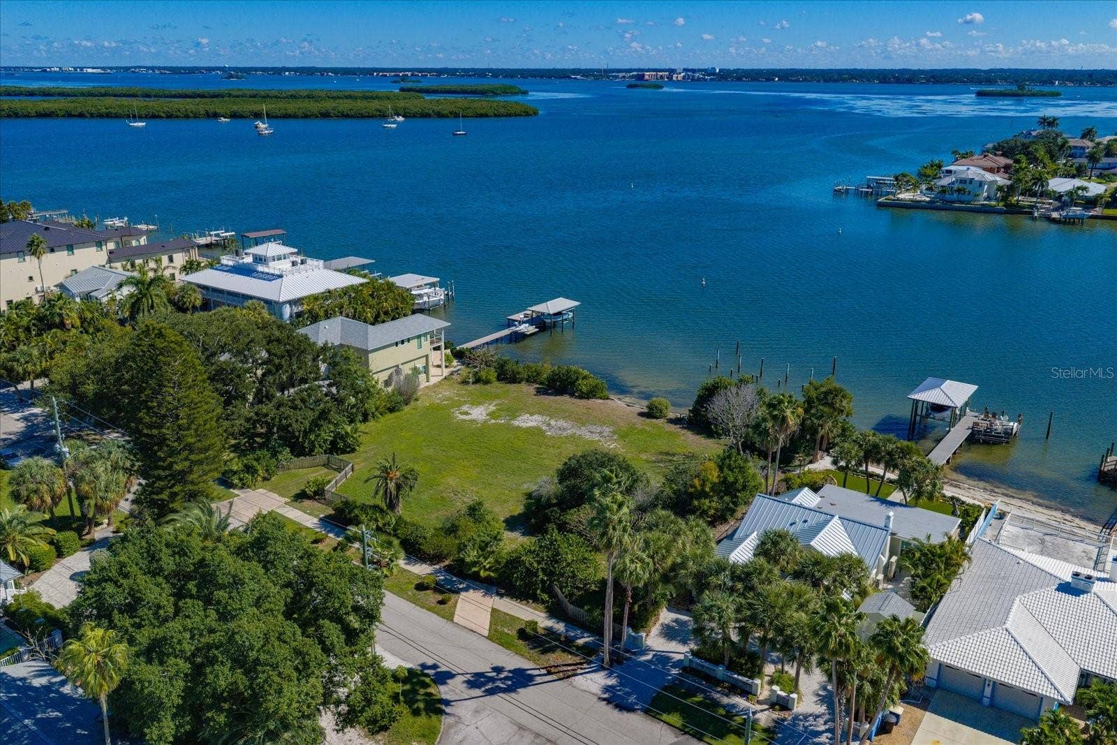 871 BAY ESPLANADE, Clearwater, FL 33767 871 BAY ESPLANADE, Clearwater, FL 33767