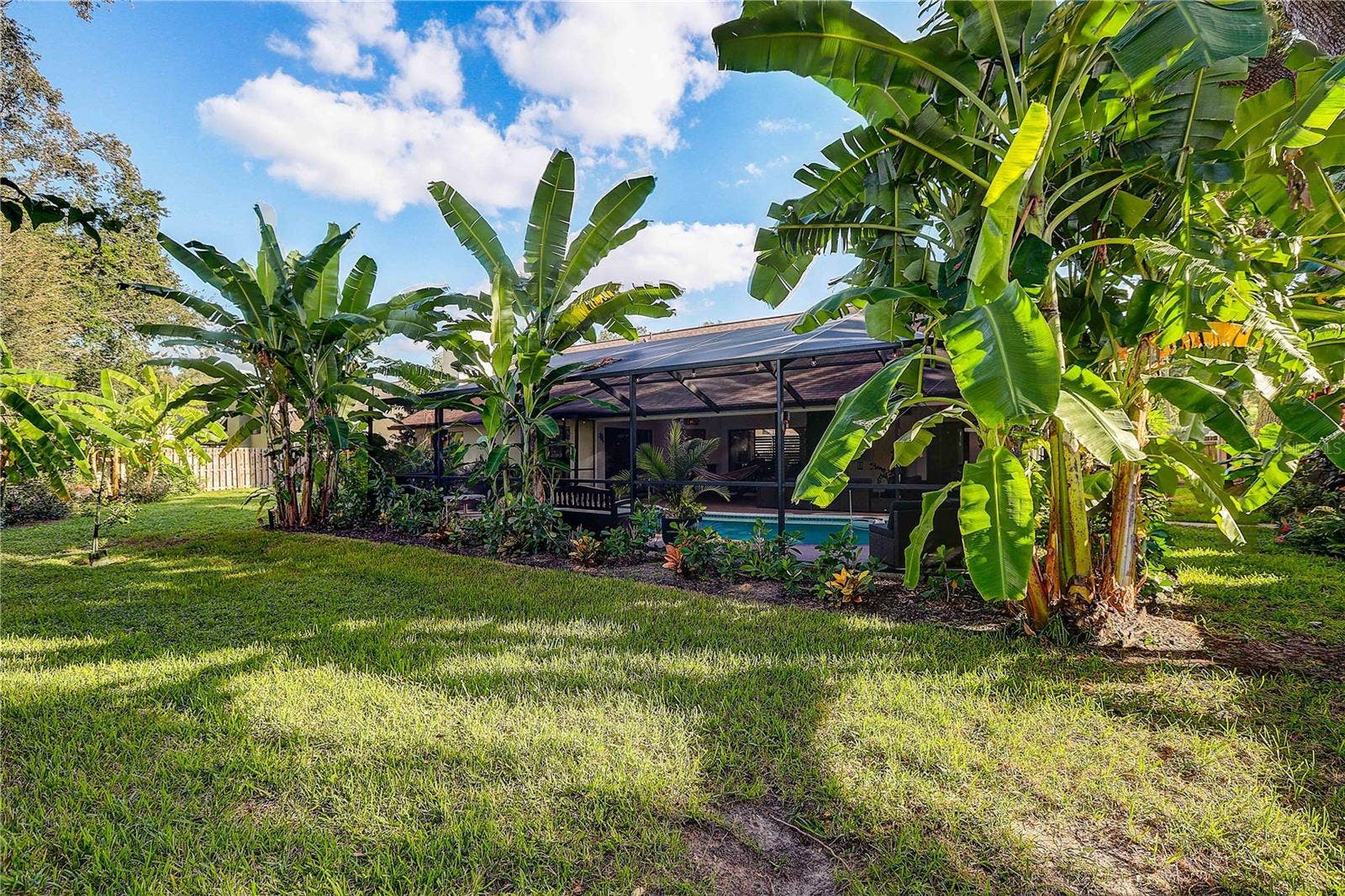 3929 BUCKINGHAM LOOP DRIVE, Valrico, FL 33594 3929 BUCKINGHAM LOOP DRIVE, Valrico, FL 33594
