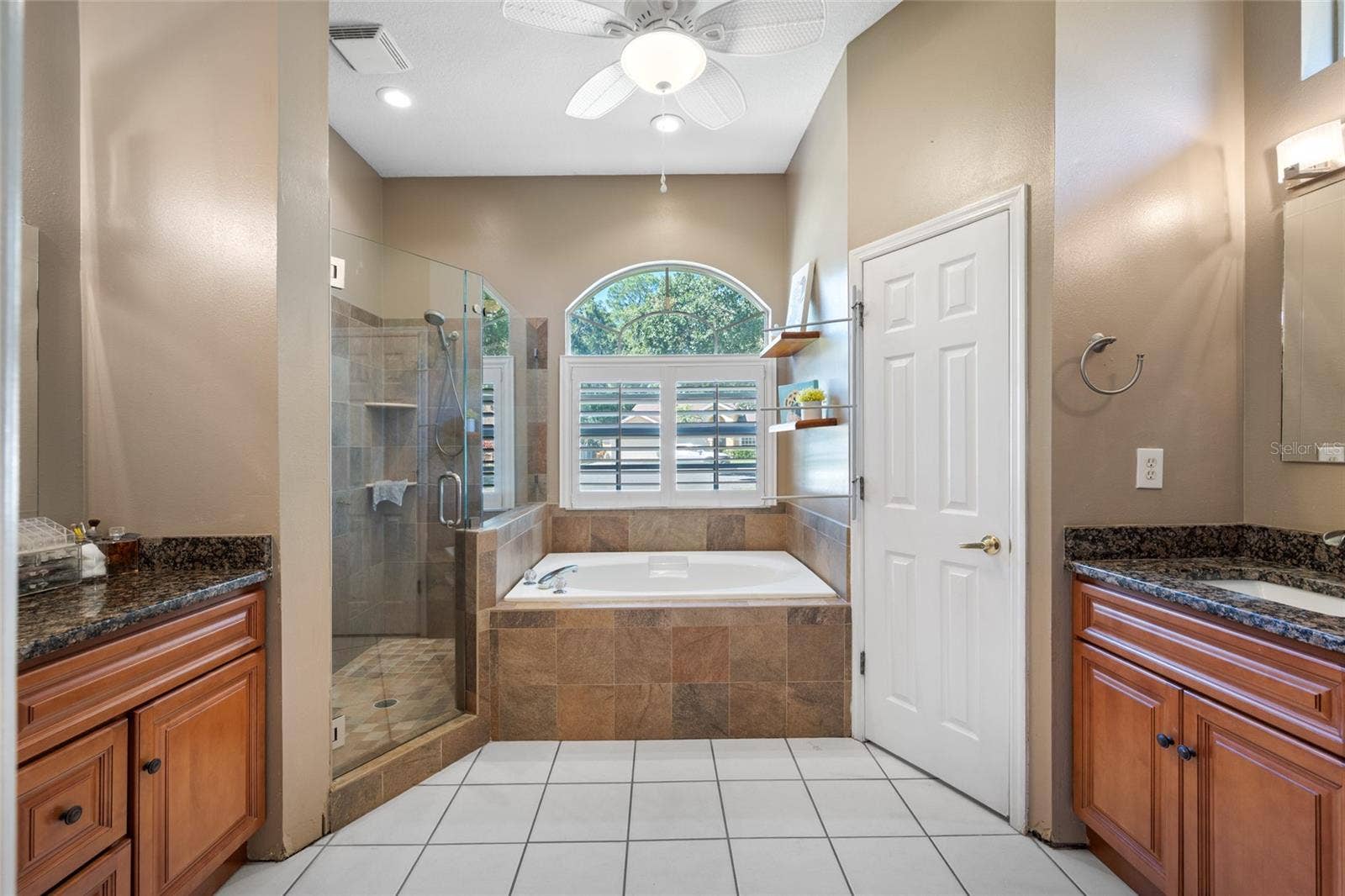 1648 WOODRIDGE COURT, Lutz, FL 33559 Primary Bathroom
