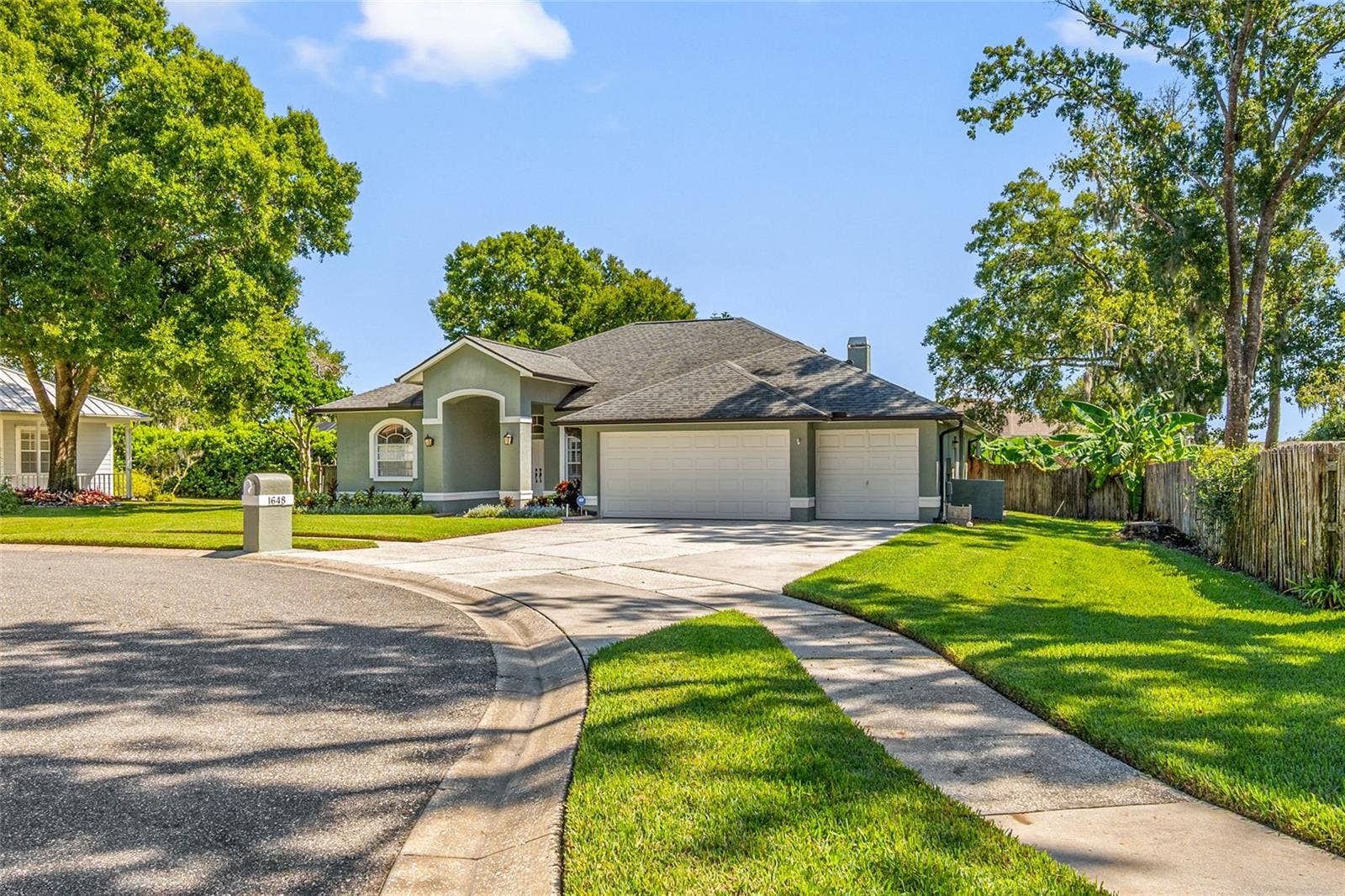 1648 WOODRIDGE COURT, Lutz, FL 33559 1648 WOODRIDGE COURT, Lutz, FL 33559