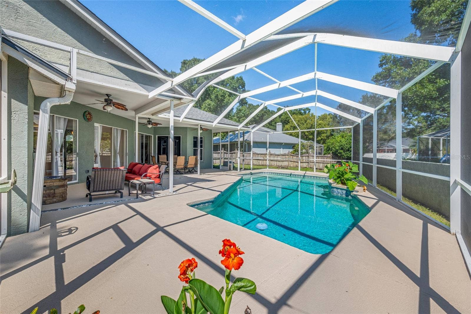 1648 WOODRIDGE COURT, Lutz, FL 33559 1648 WOODRIDGE COURT, Lutz, FL 33559