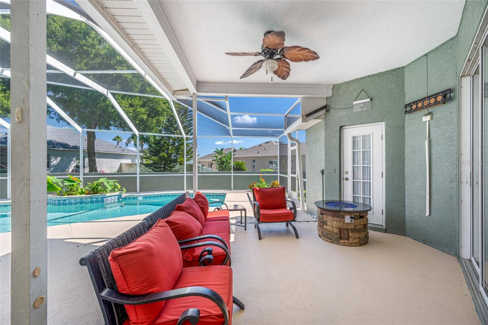 1648 WOODRIDGE COURT, Lutz, FL 33559 1648 WOODRIDGE COURT, Lutz, FL 33559