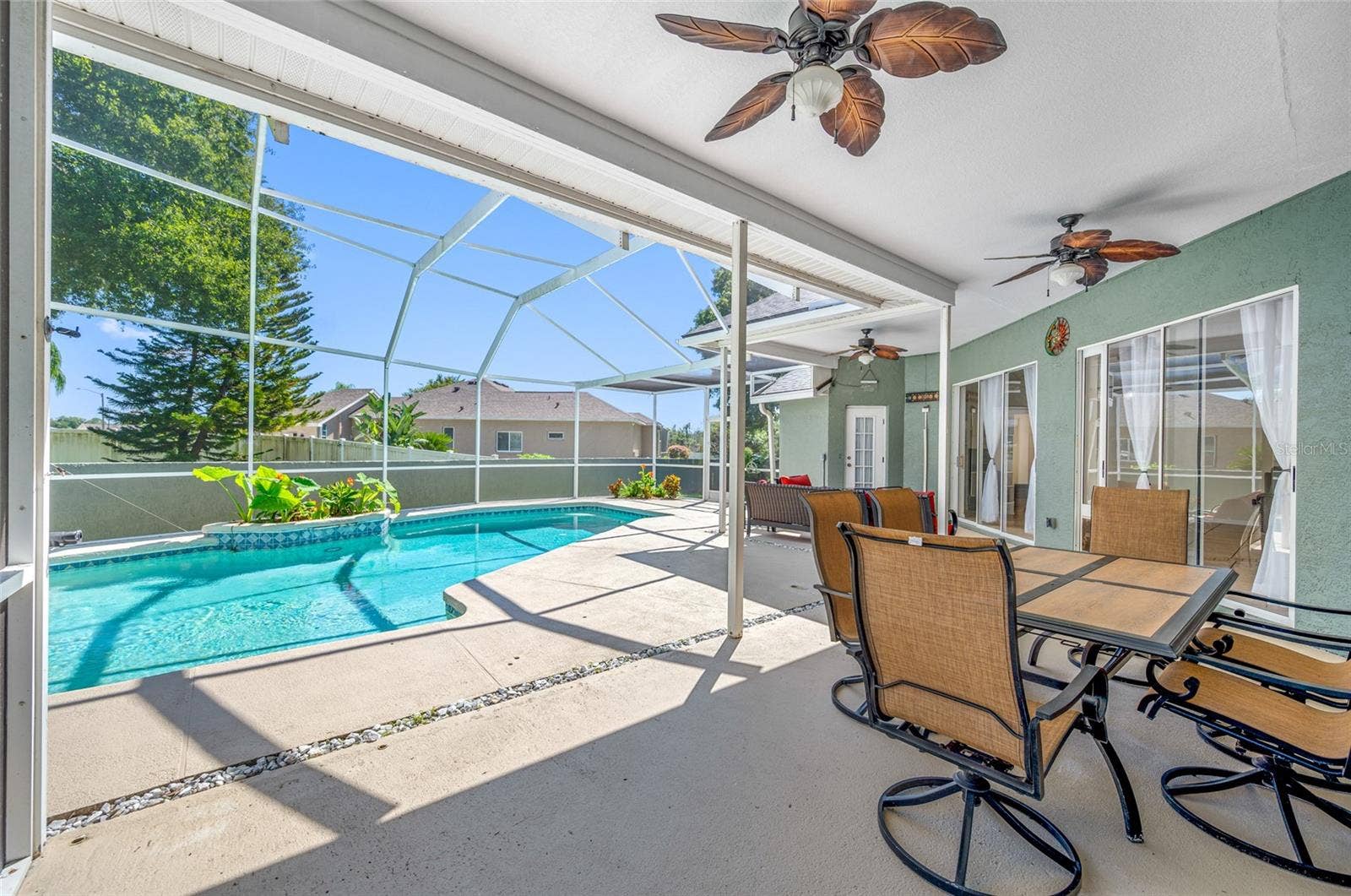 1648 WOODRIDGE COURT, Lutz, FL 33559 1648 WOODRIDGE COURT, Lutz, FL 33559