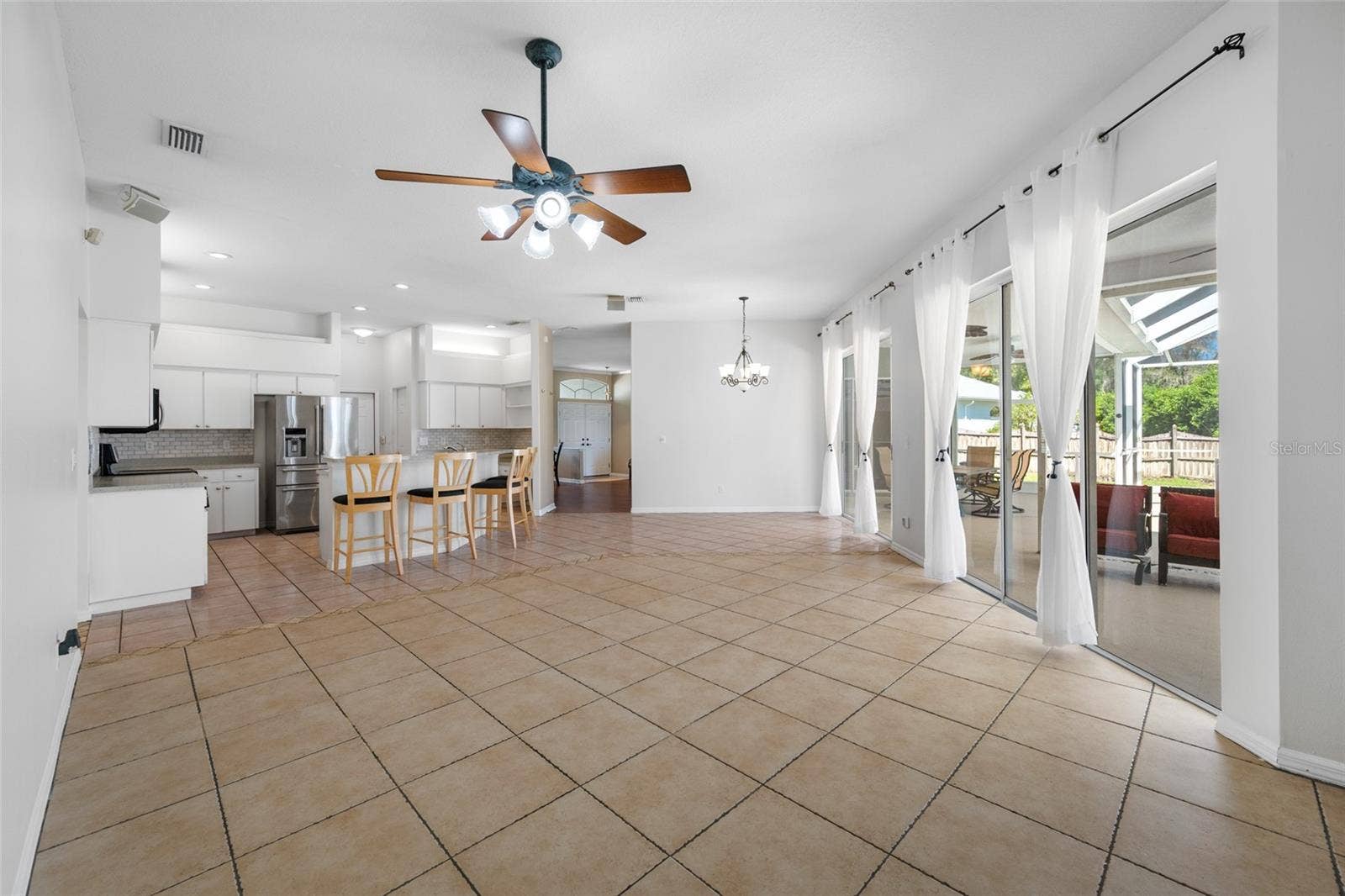 1648 WOODRIDGE COURT, Lutz, FL 33559 1648 WOODRIDGE COURT, Lutz, FL 33559