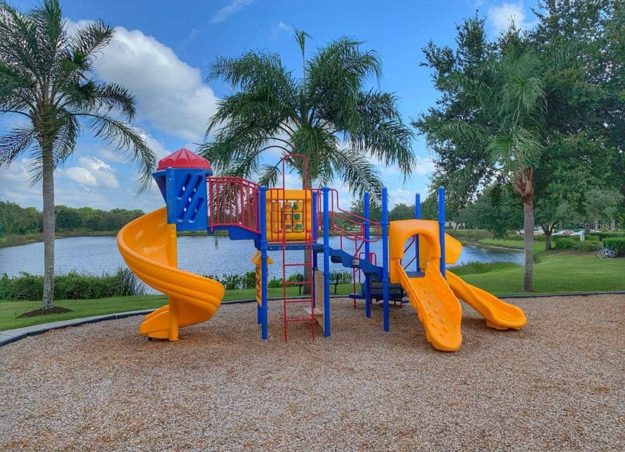 12639 CARA CARA LOOP, Bradenton, FL 34212 12639 CARA CARA LOOP, Bradenton, FL 34212